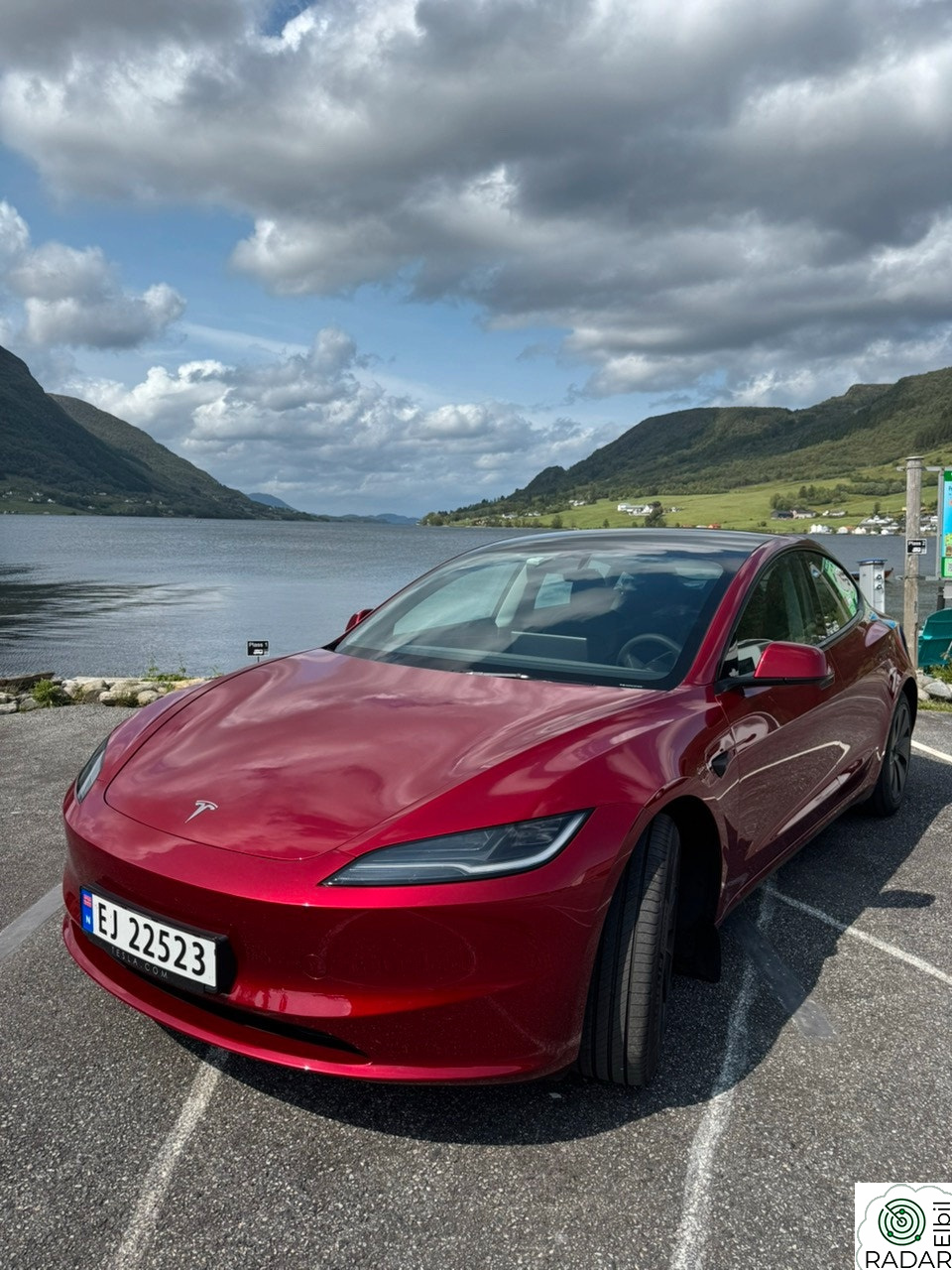 TESLA Model 3 Long Range AWD