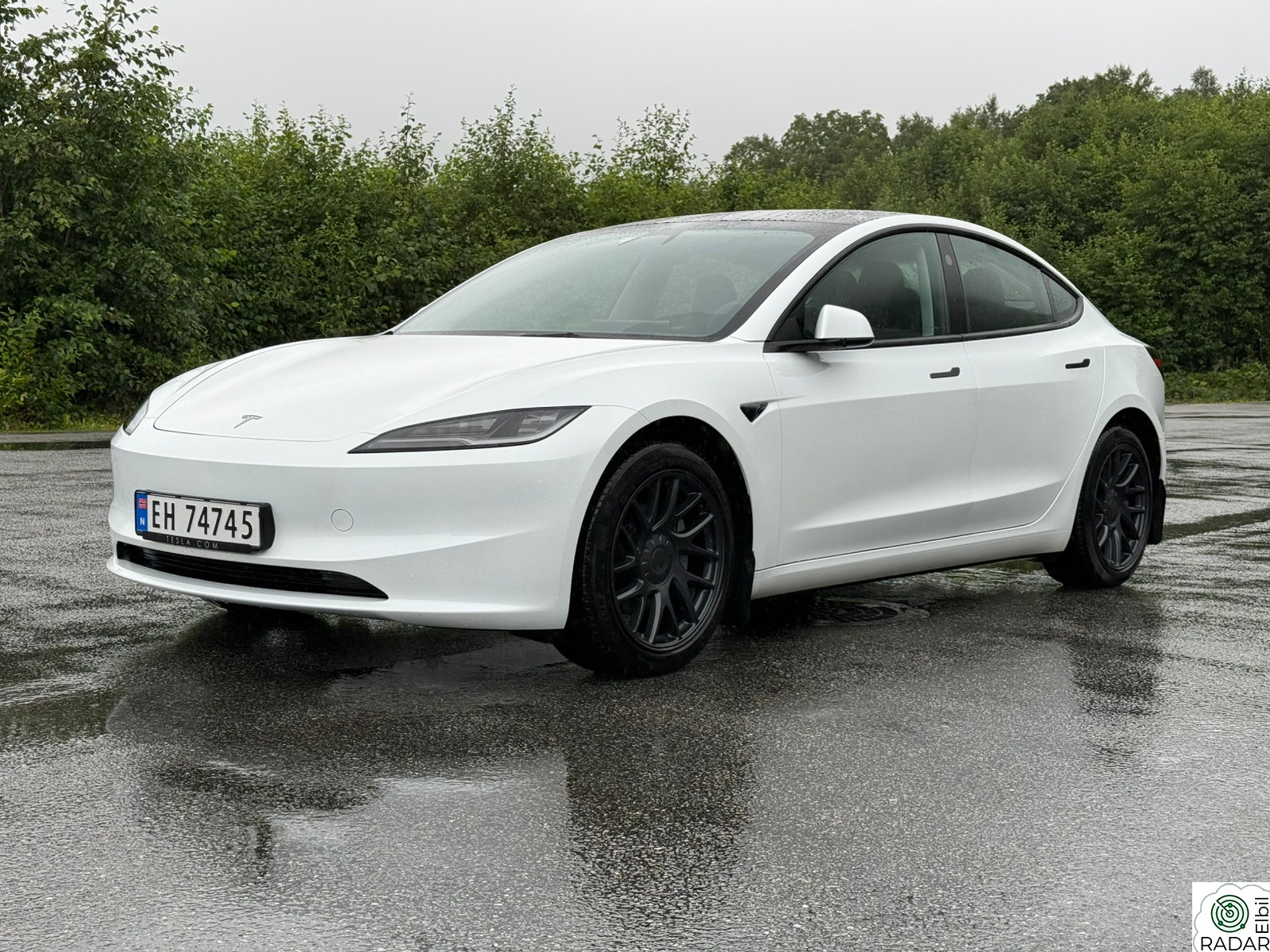 TESLA Model 3 Long Range AWD