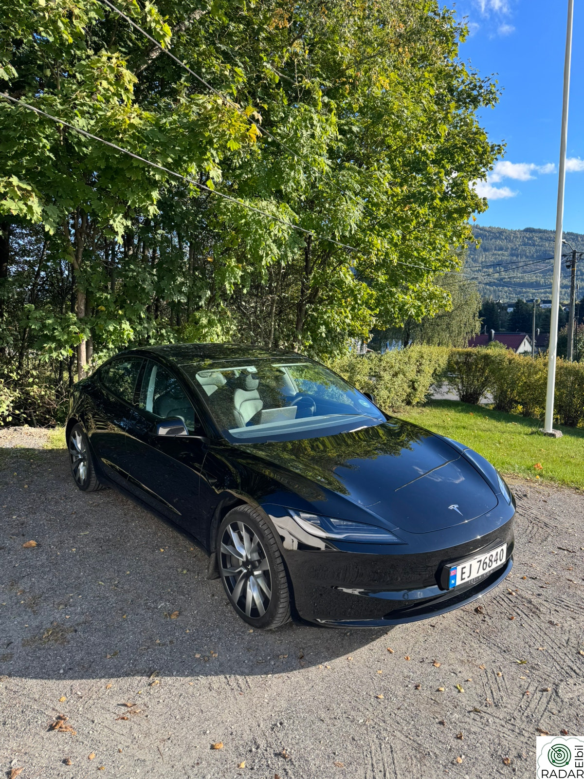 TESLA Model 3 Long Range AWD