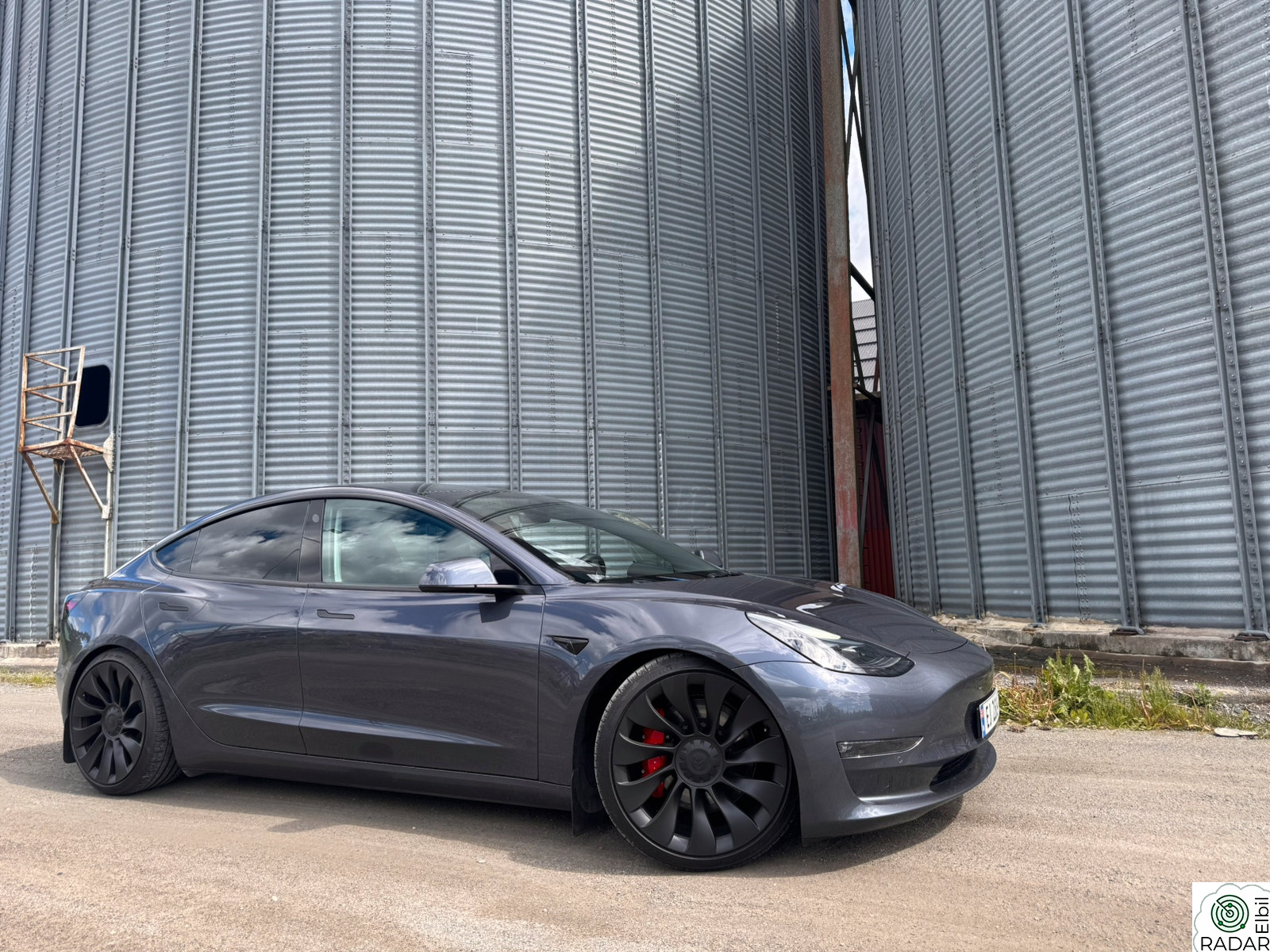 TESLA Model 3 Performance AWD