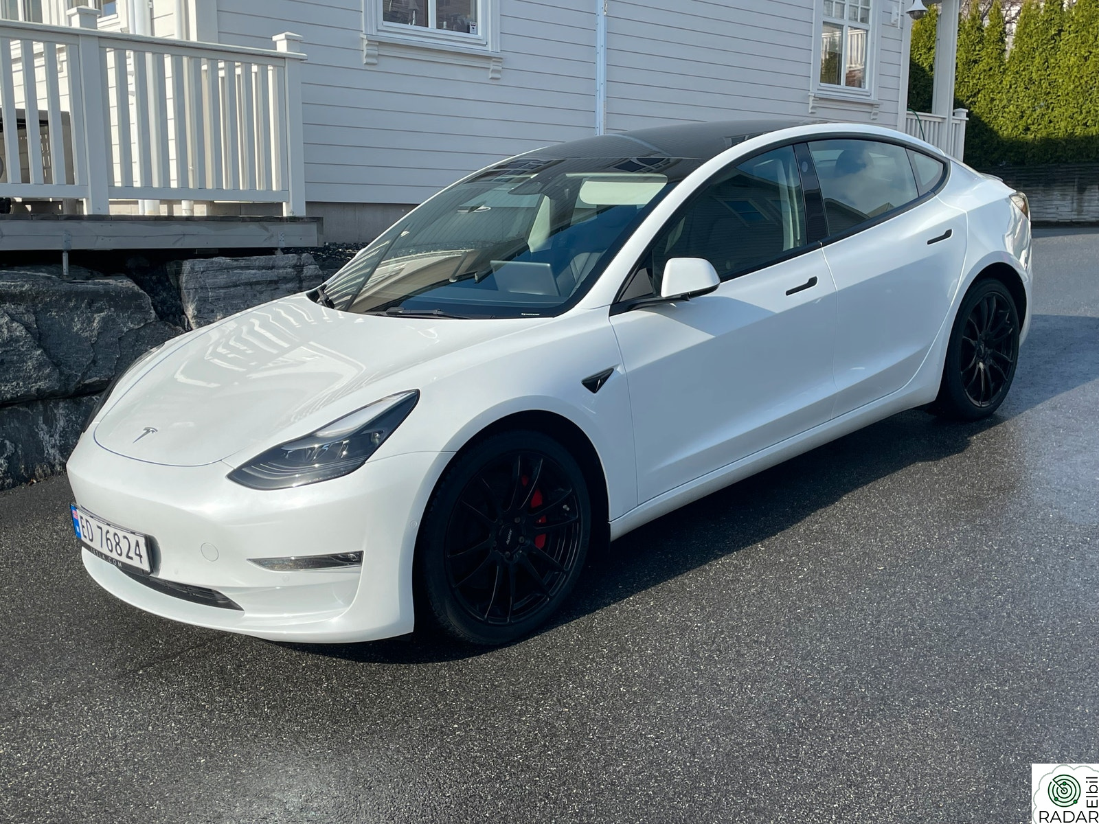 TESLA Model 3 Performance AWD