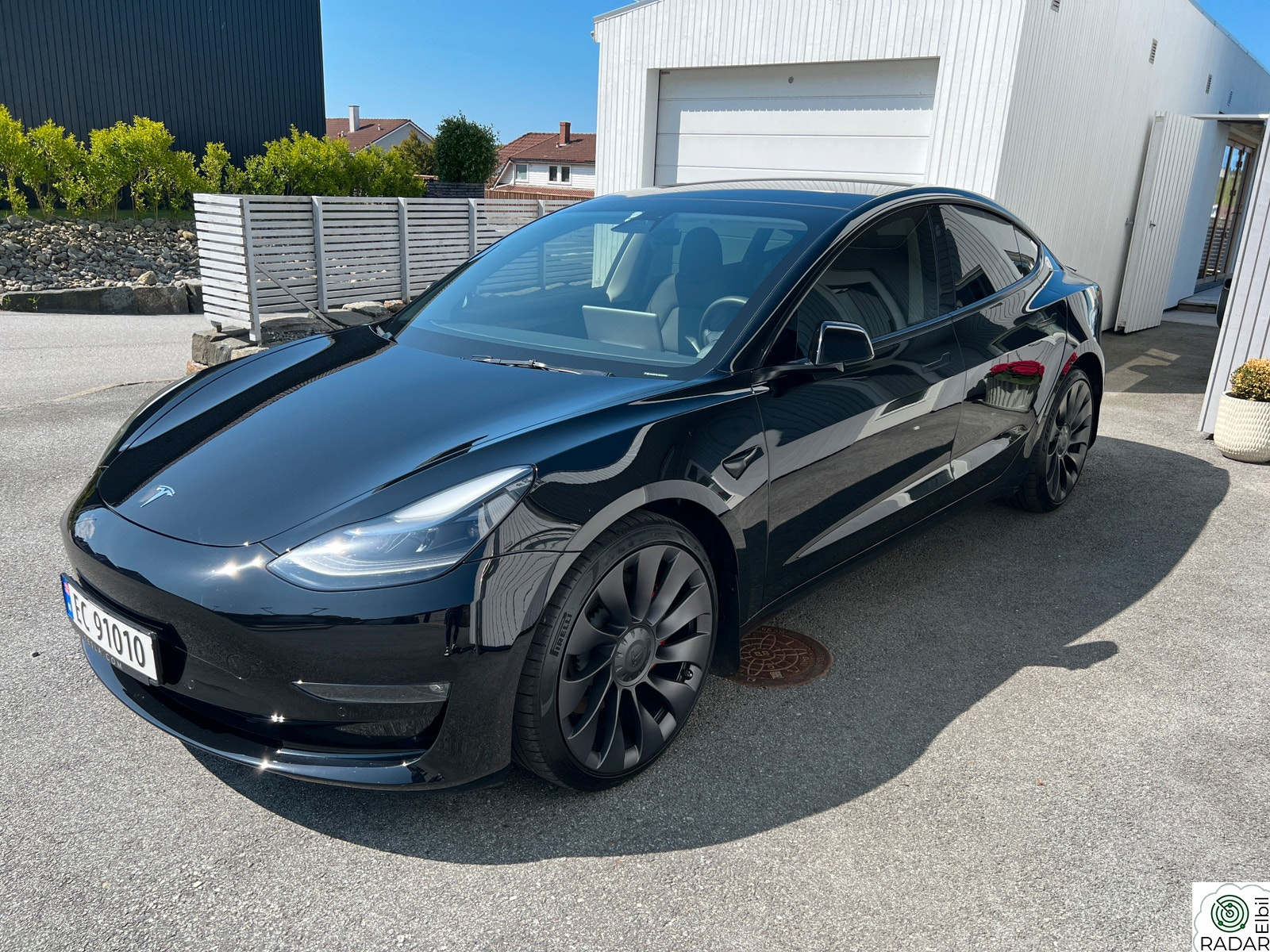 TESLA Model 3 Performance AWD