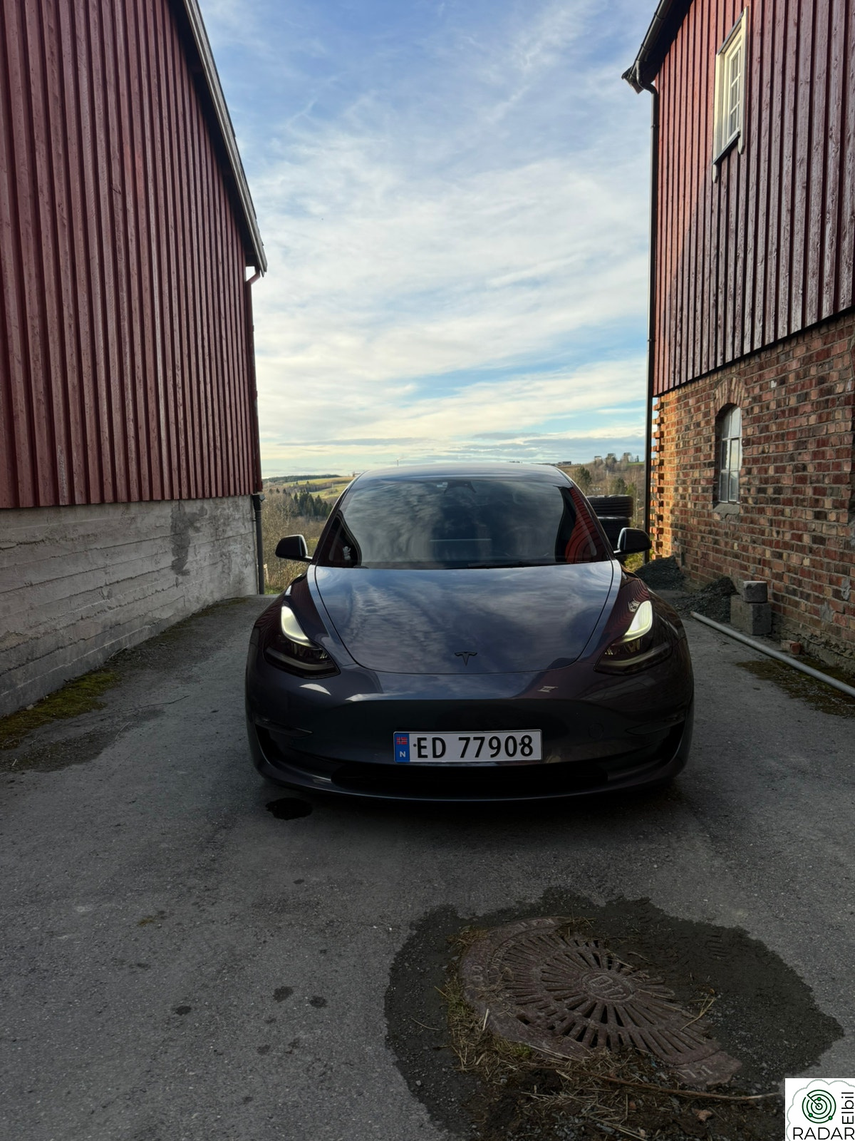 TESLA Model 3 Performance AWD