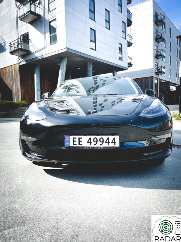 TESLA Model 3 Performance AWD