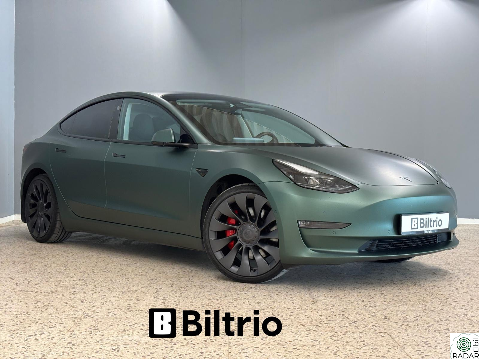 TESLA Model 3 Performance / AWD / Foliert / Varmepumpe