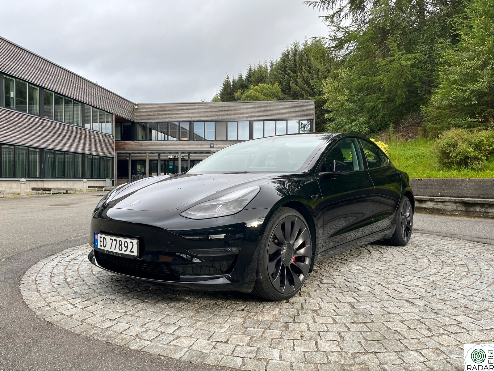 TESLA Model 3 Performance AWD