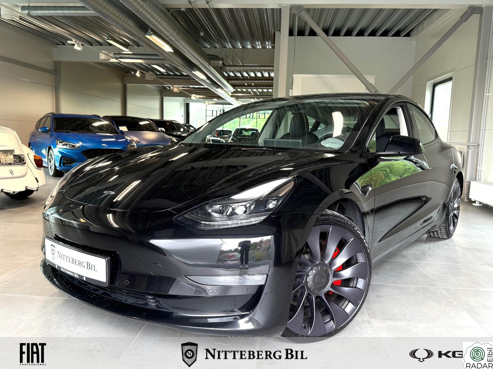 TESLA Model 3 Performance-Skinn-Premiumlyd-Autopilot-Pano-R.Kamera.