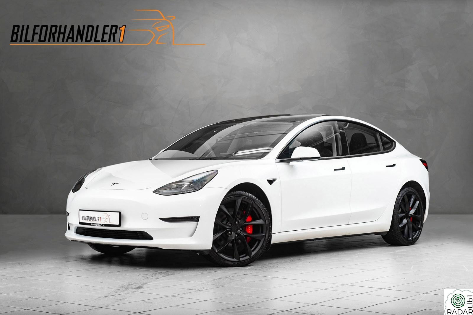 TESLA Model 3 Performance Autopilot/Varmepumpe/Premium lyd/2x20"