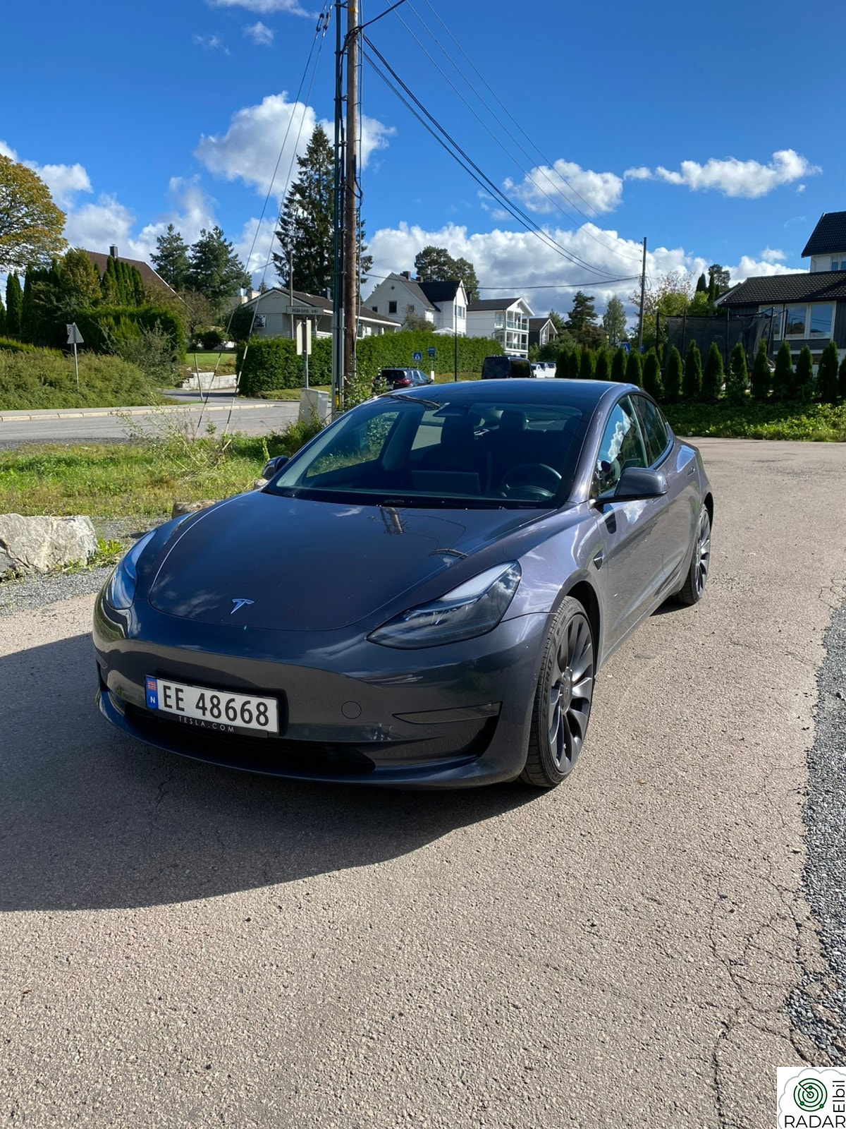TESLA Model 3 Performance AWD med Enhanced autopilot