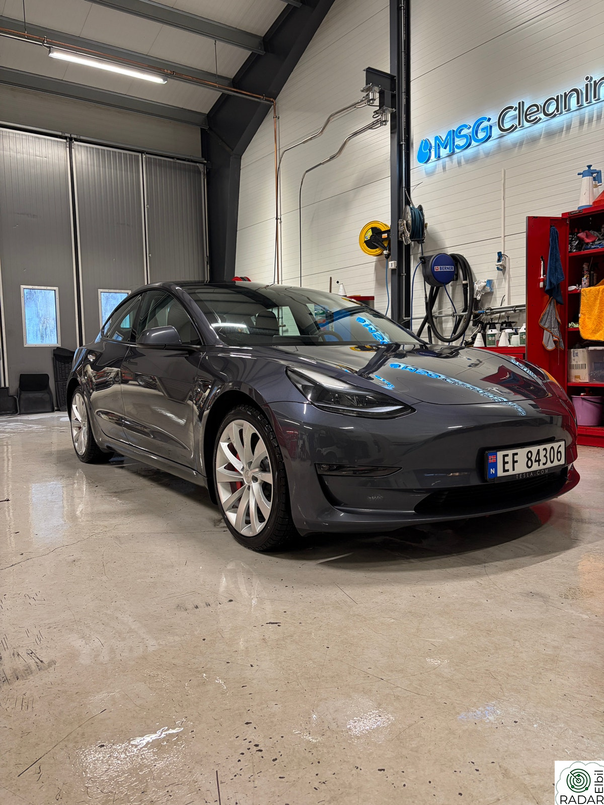 TESLA Model 3 Performance 535hk AWD