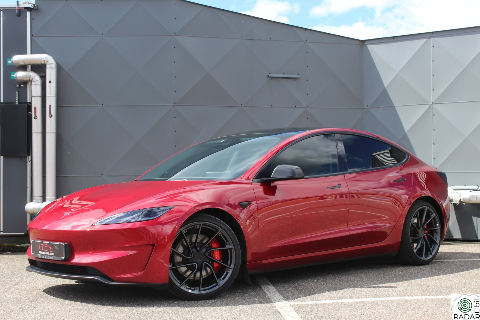 TESLA Model 3 Performance AWD