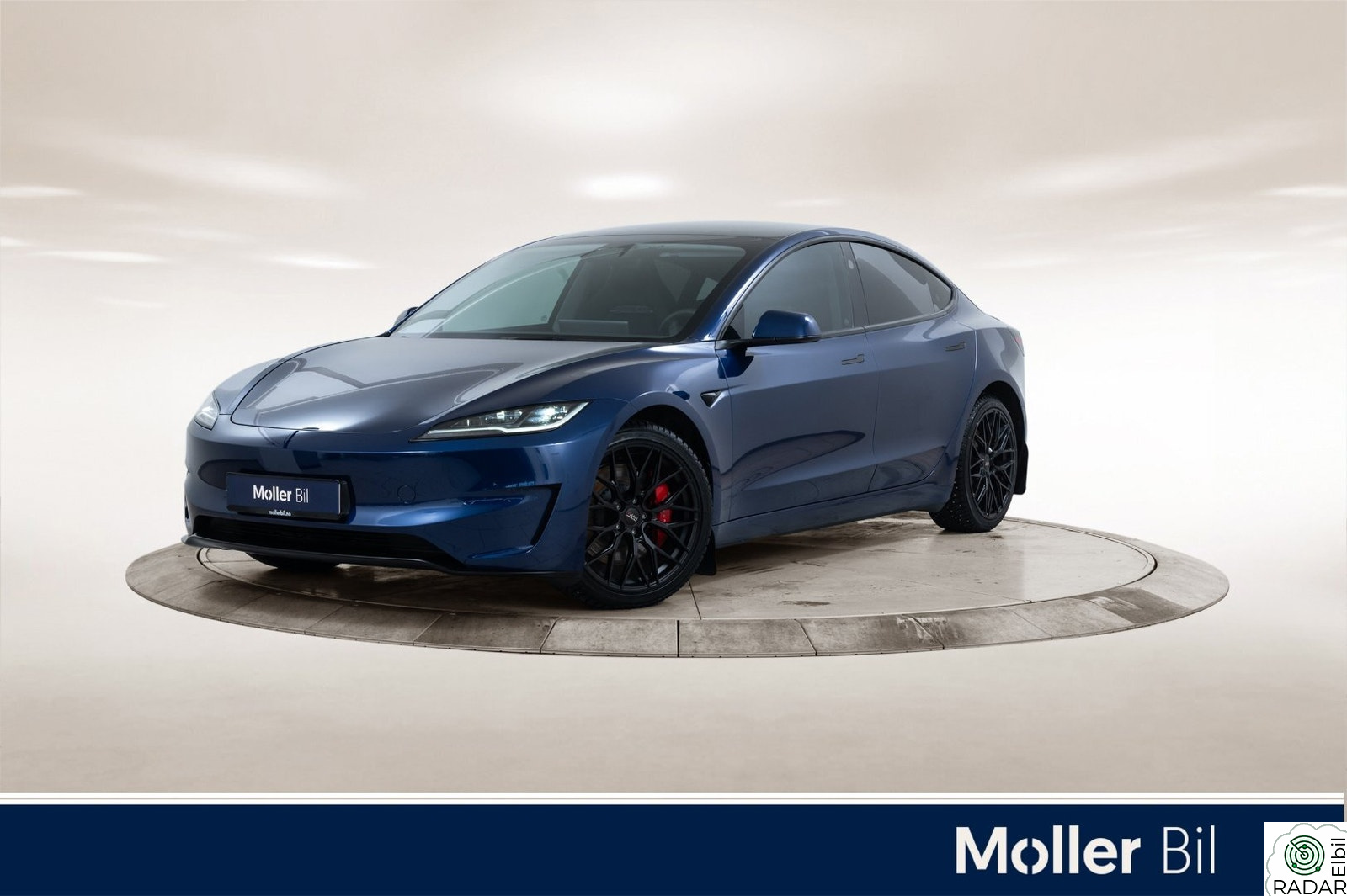 TESLA Model 3 Performance AWD - 360Kam, Pano, Autopilot