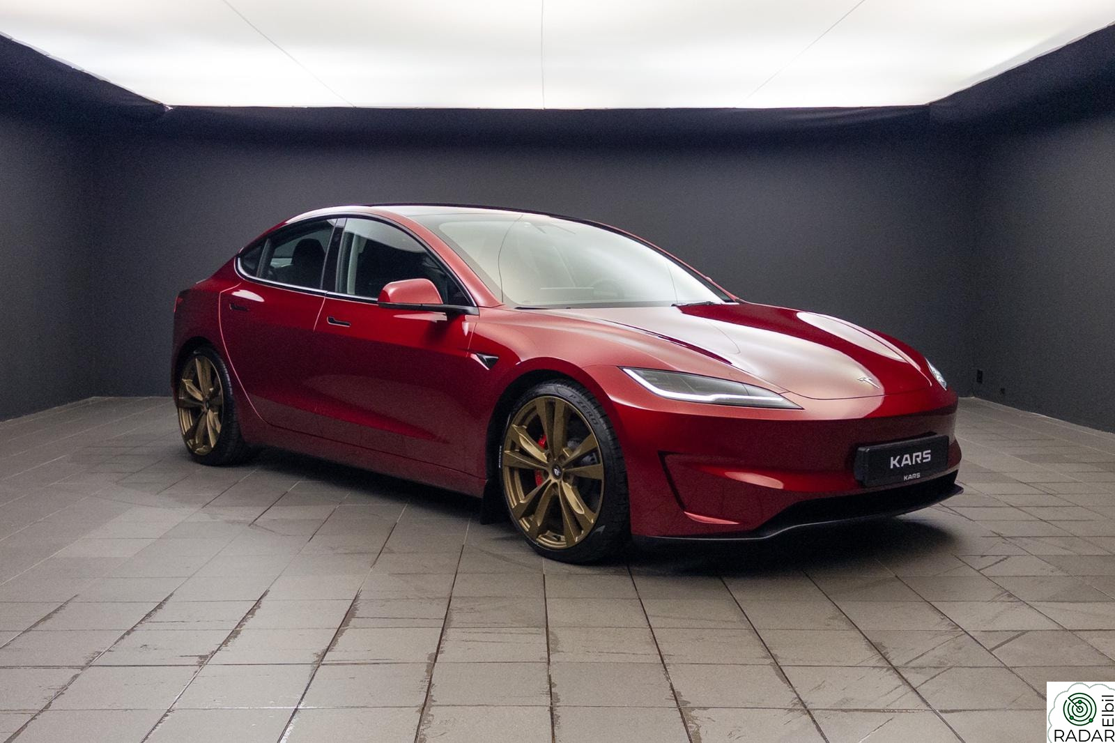 TESLA Model 3 Performance Lav Km. 1-Eier -Nydelig bil som må oppleves