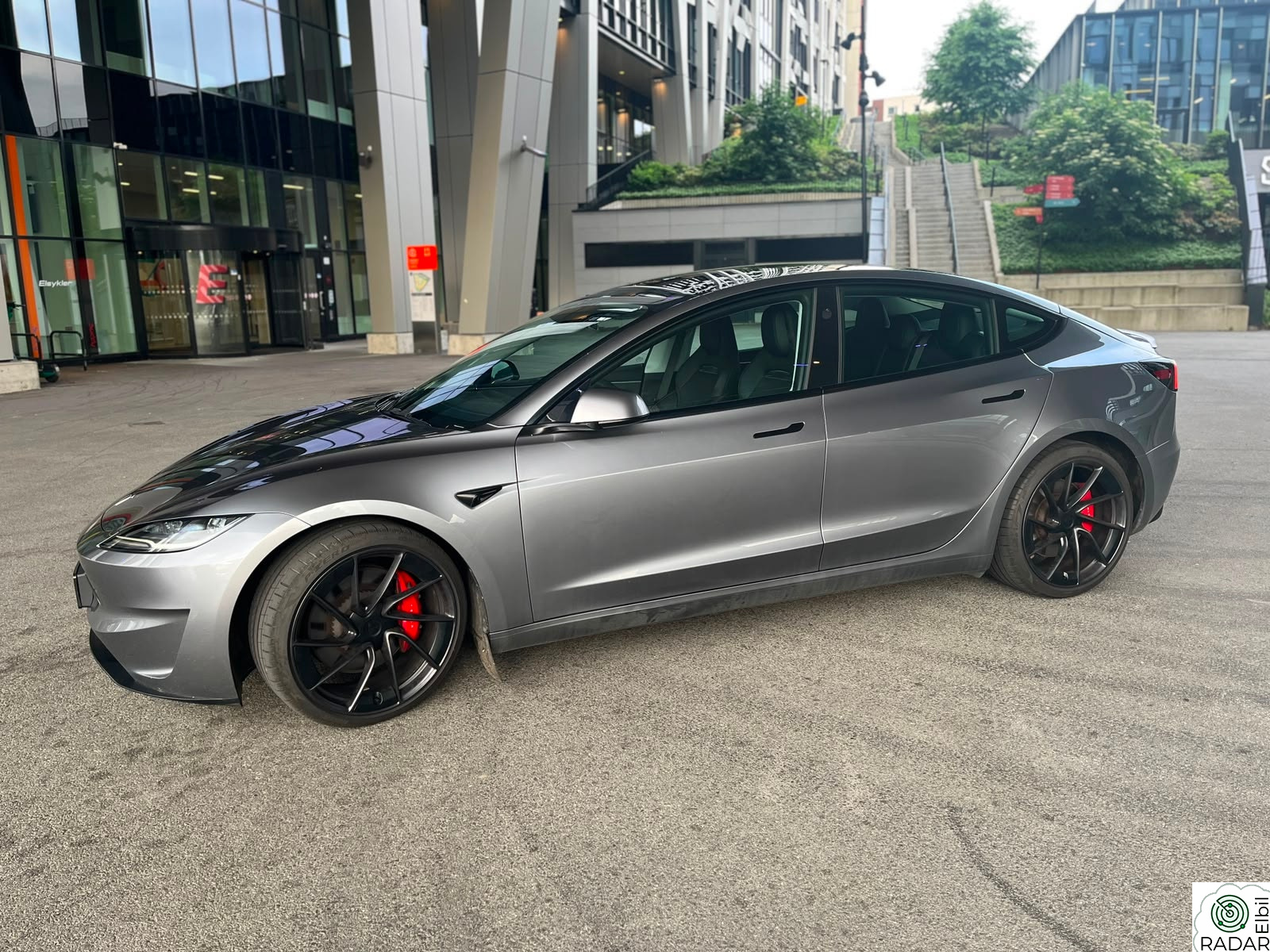 TESLA Model 3 Performance AWD