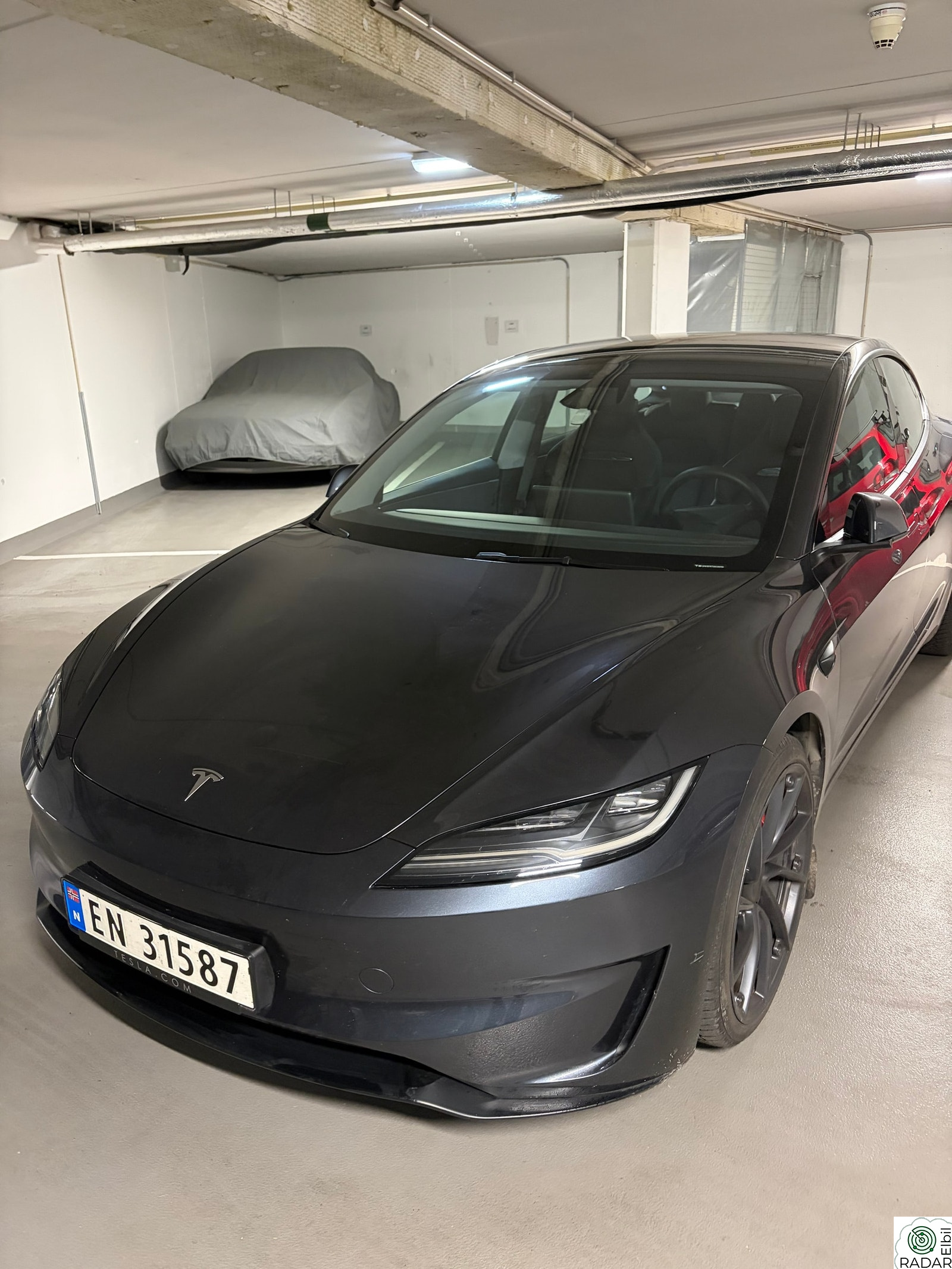 TESLA Model 3 Performance AWD