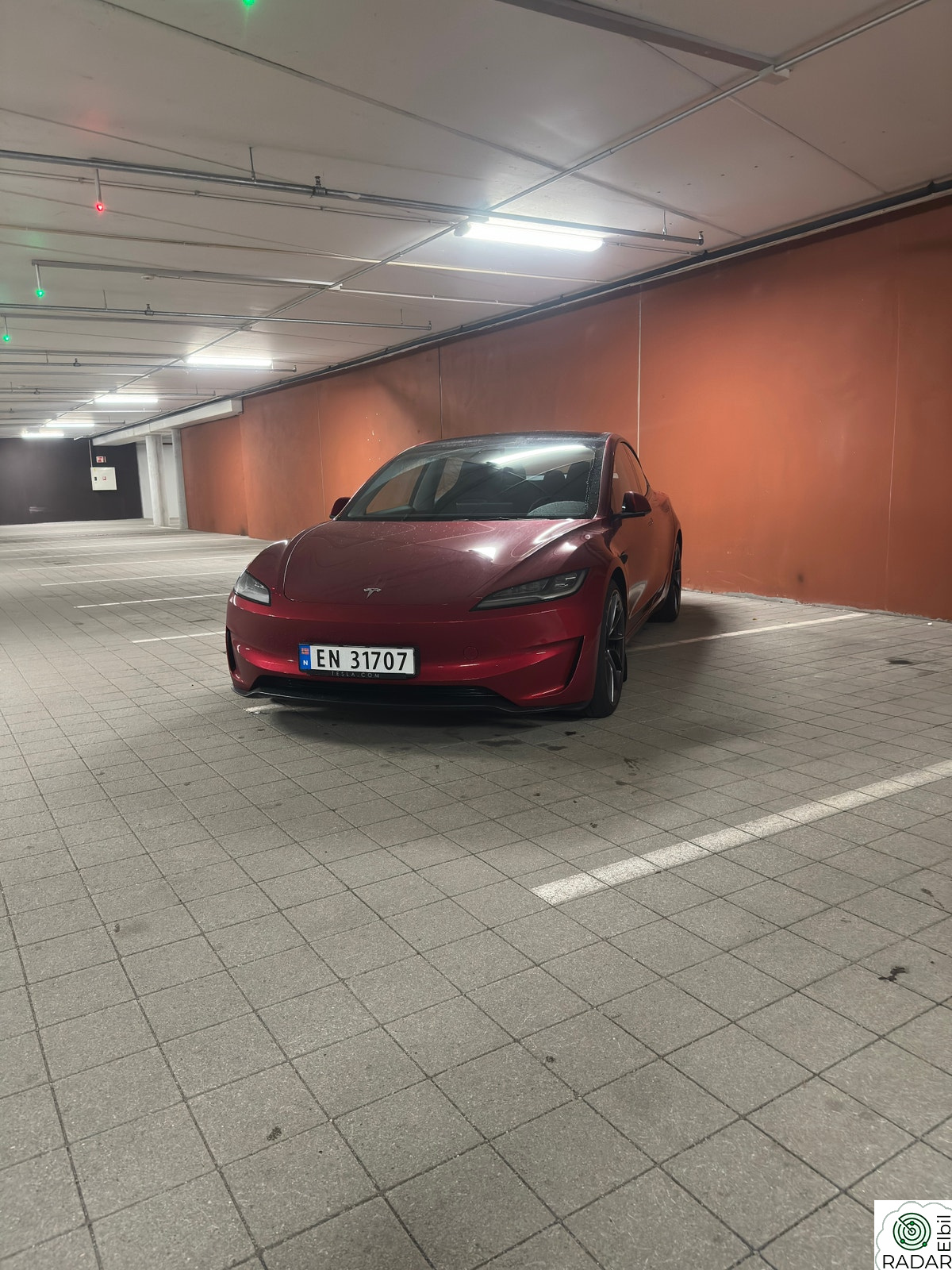 TESLA Model 3 Performance AWD