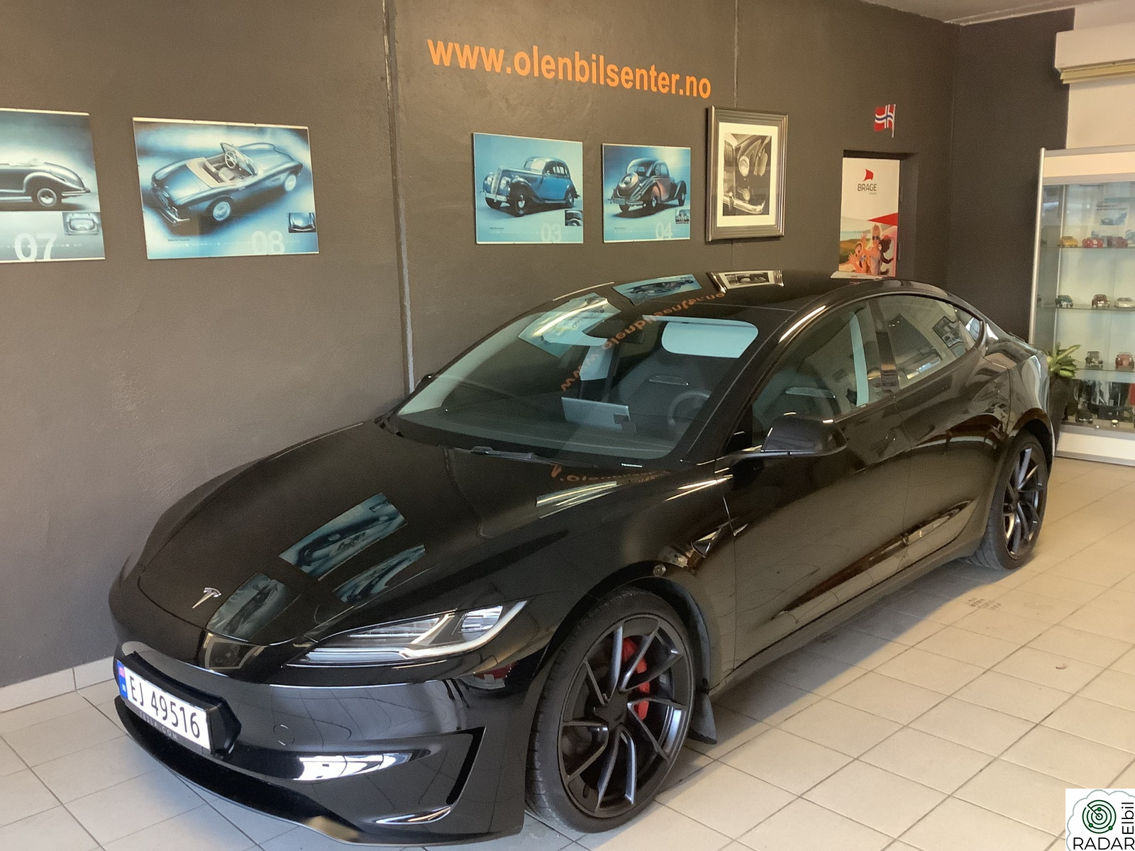 TESLA Model 3 Performance AWD