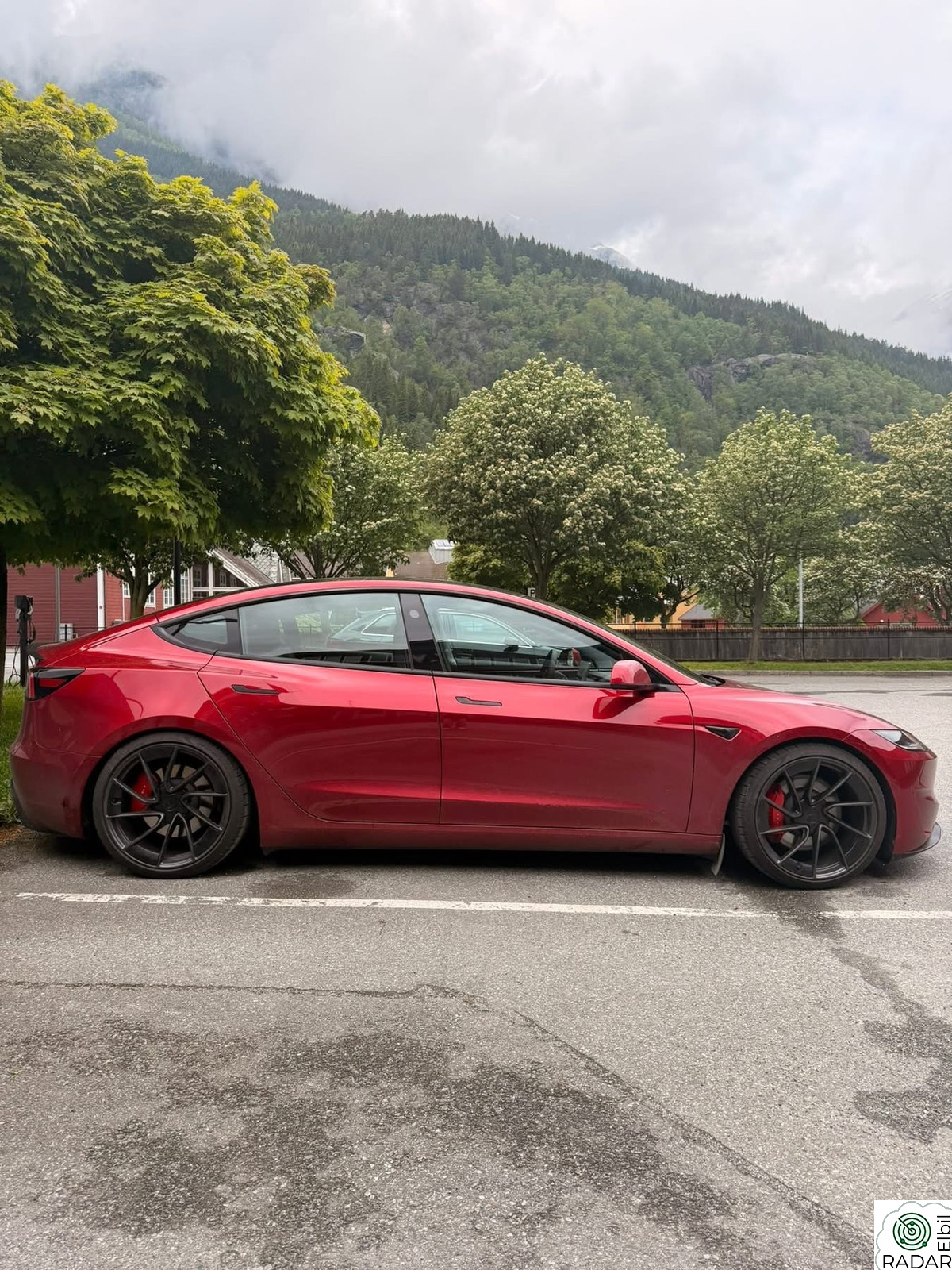 TESLA Model 3 Performance AWD/senk/strøken/demobil/påkostet