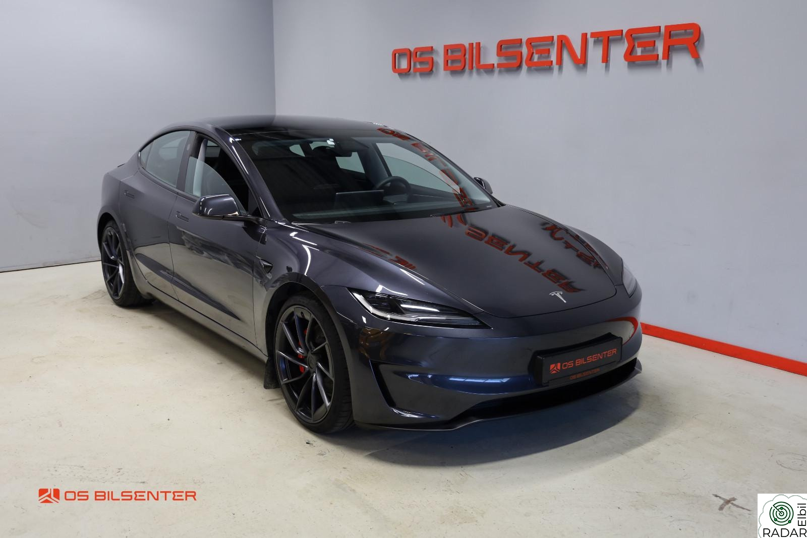 TESLA Model 3 Performance Highland AWD, Panorama, Skinn,