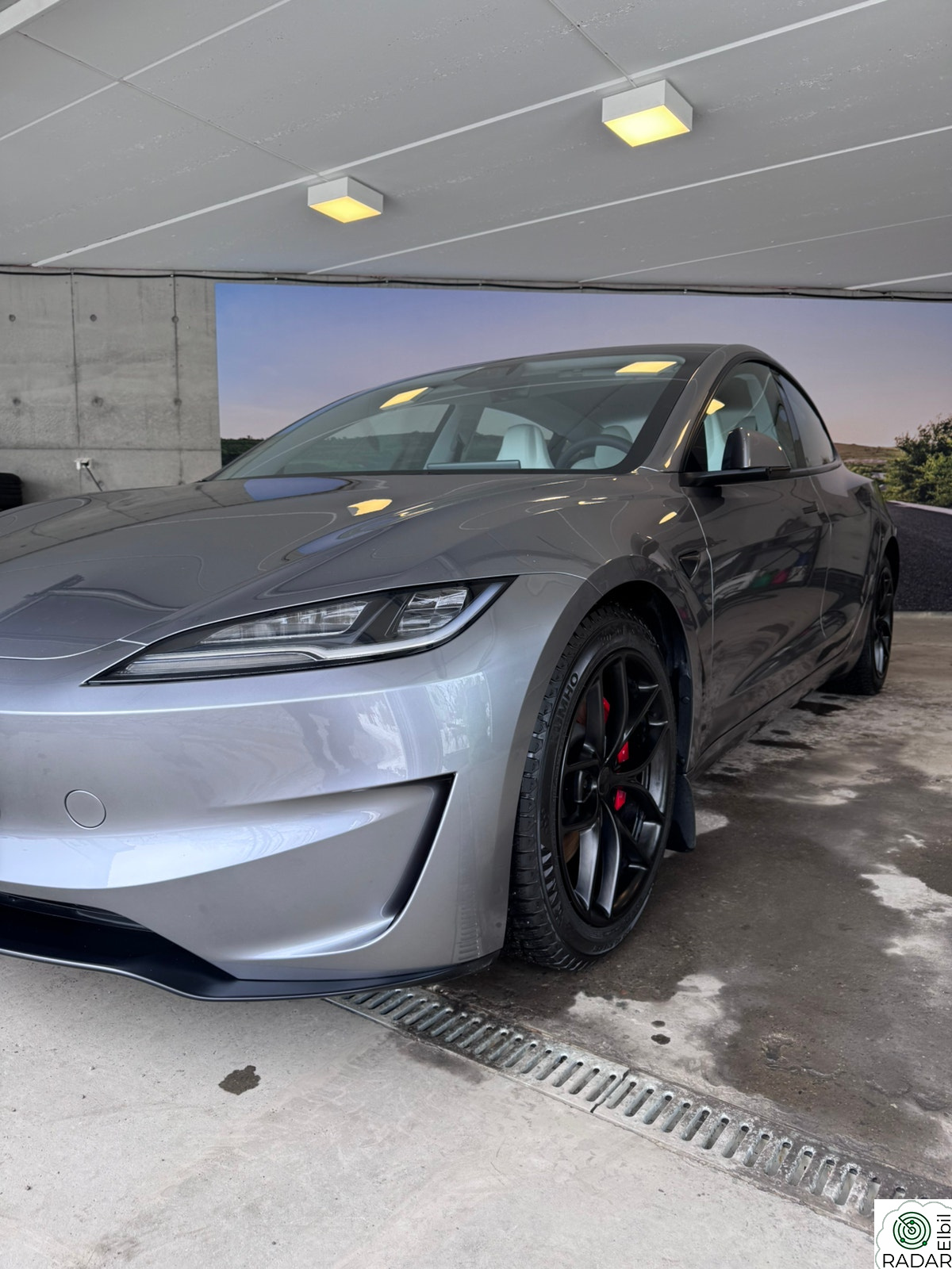 TESLA Model 3 Performance AWD som ny, nye batteriet LG5M