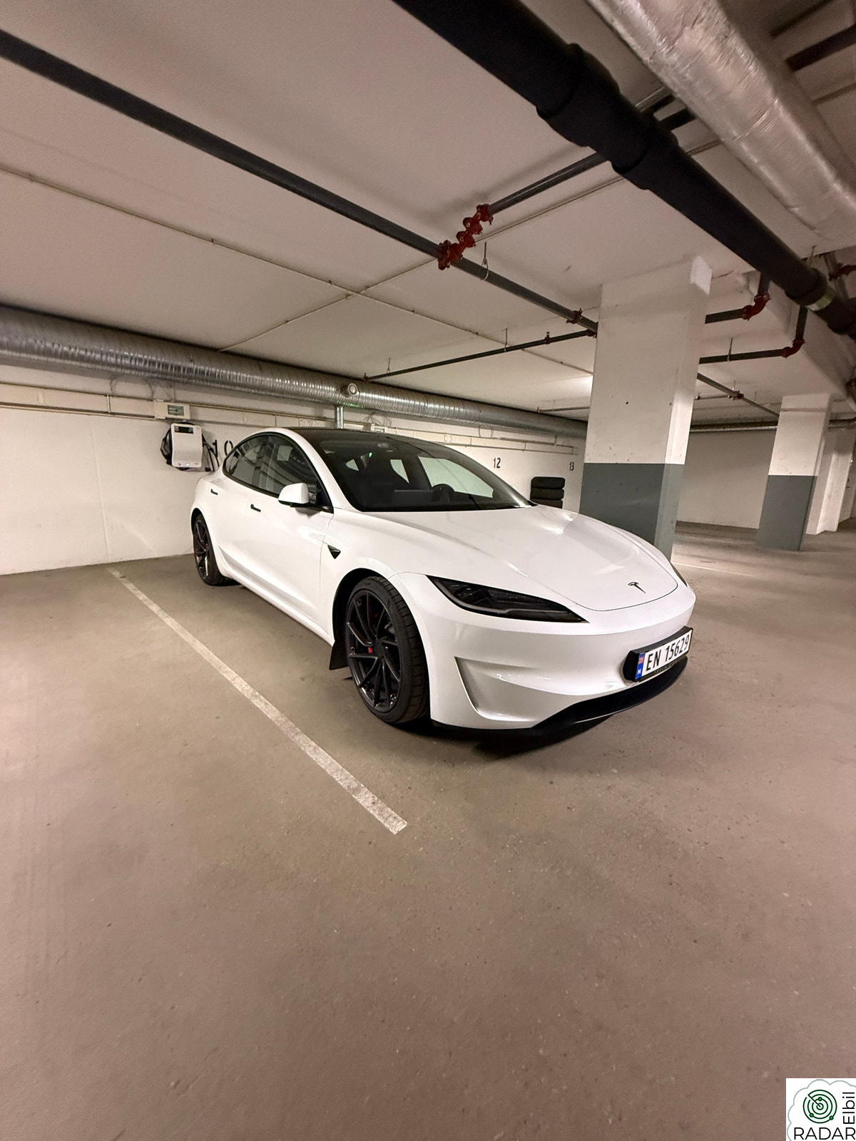 TESLA Model 3 Performance AWD
