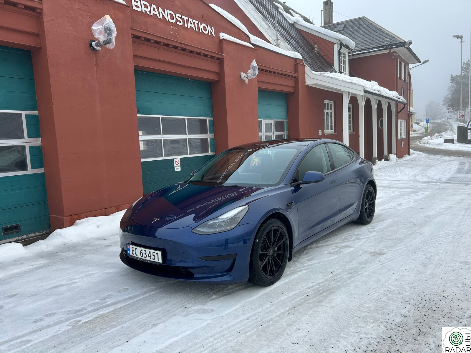 TESLA Model 3 Standard Range Plus RWD