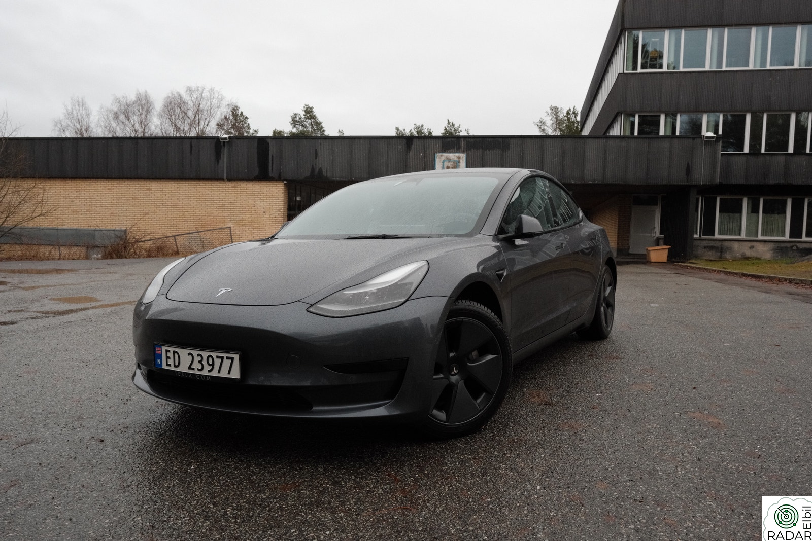 TESLA Model 3 Standard Range Plus RWD