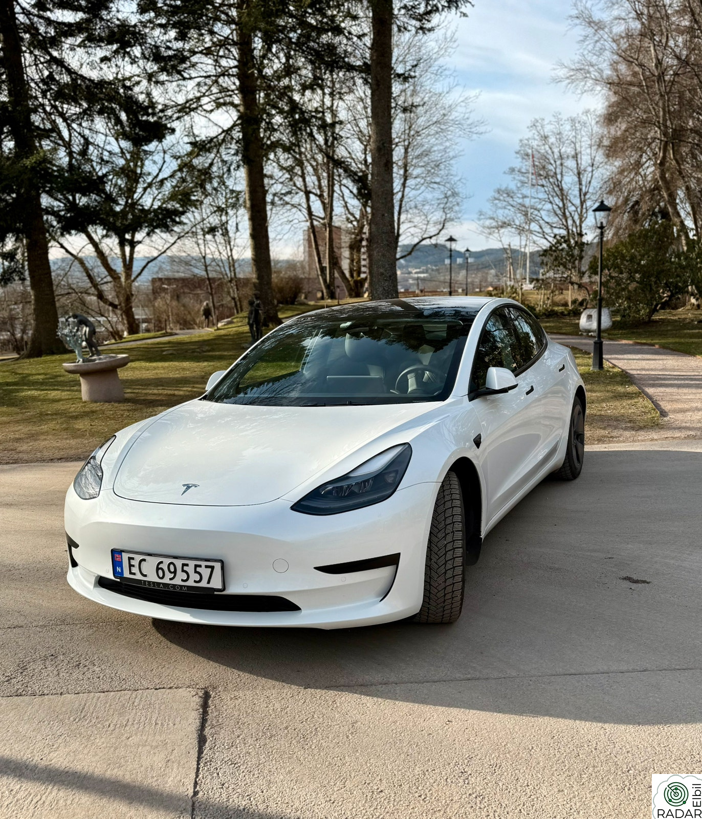 TESLA Model 3 Standard Range Plus RWD