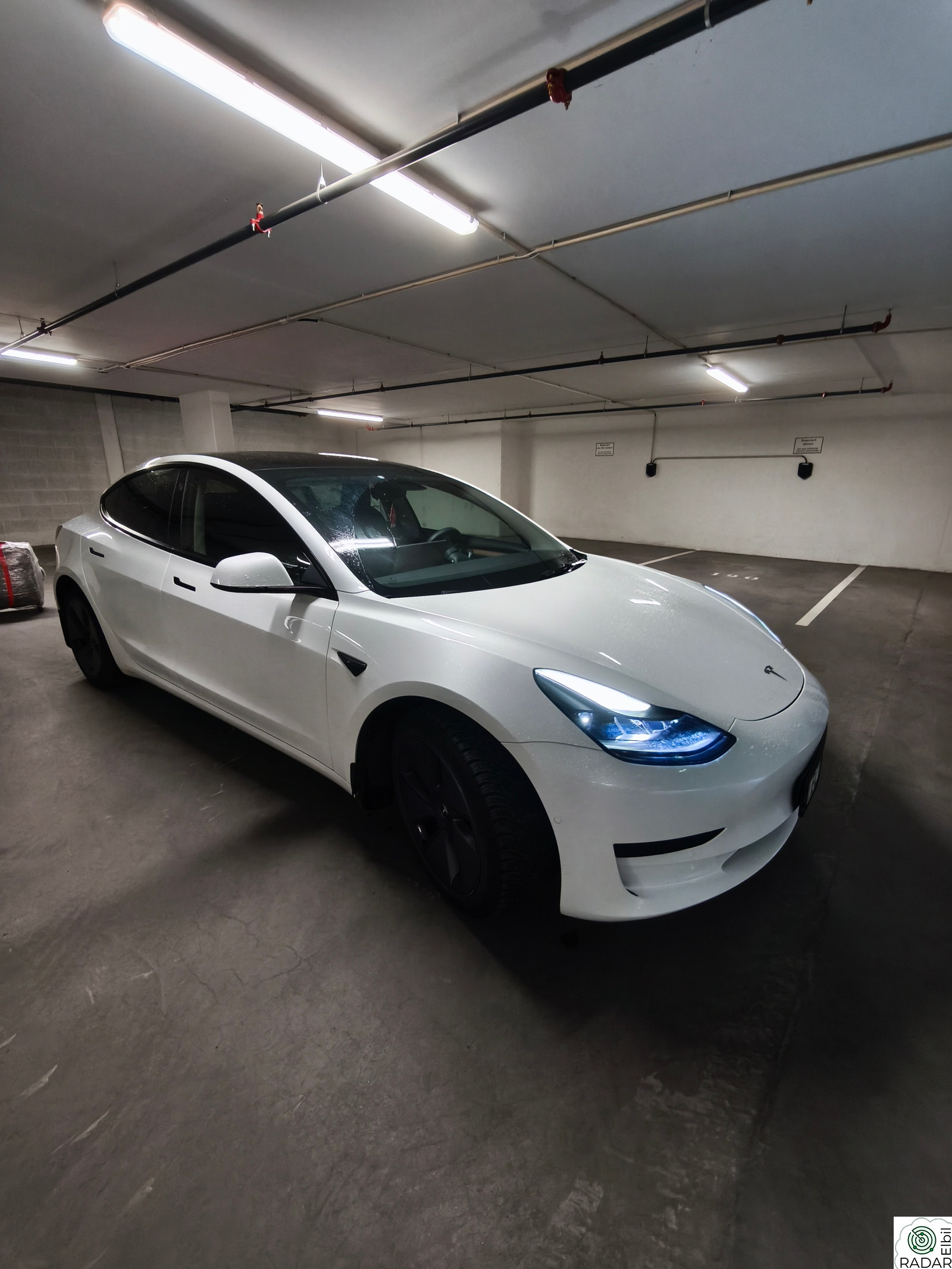 TESLA Model 3 Standard Range Plus RWD