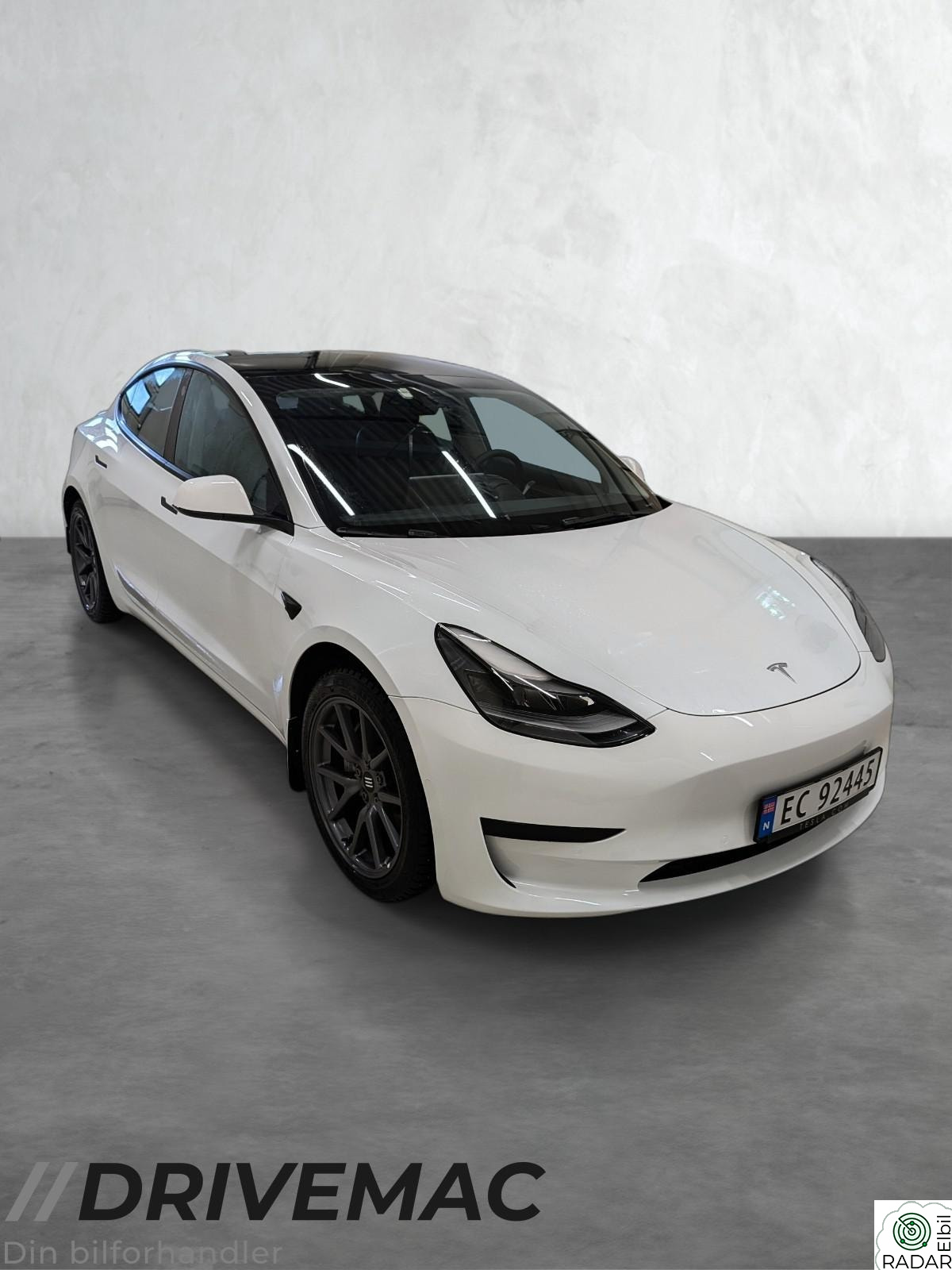 TESLA Model 3 Standard Range Plus/448km/Autopilot/Navi/R.Kam/H.Feste+