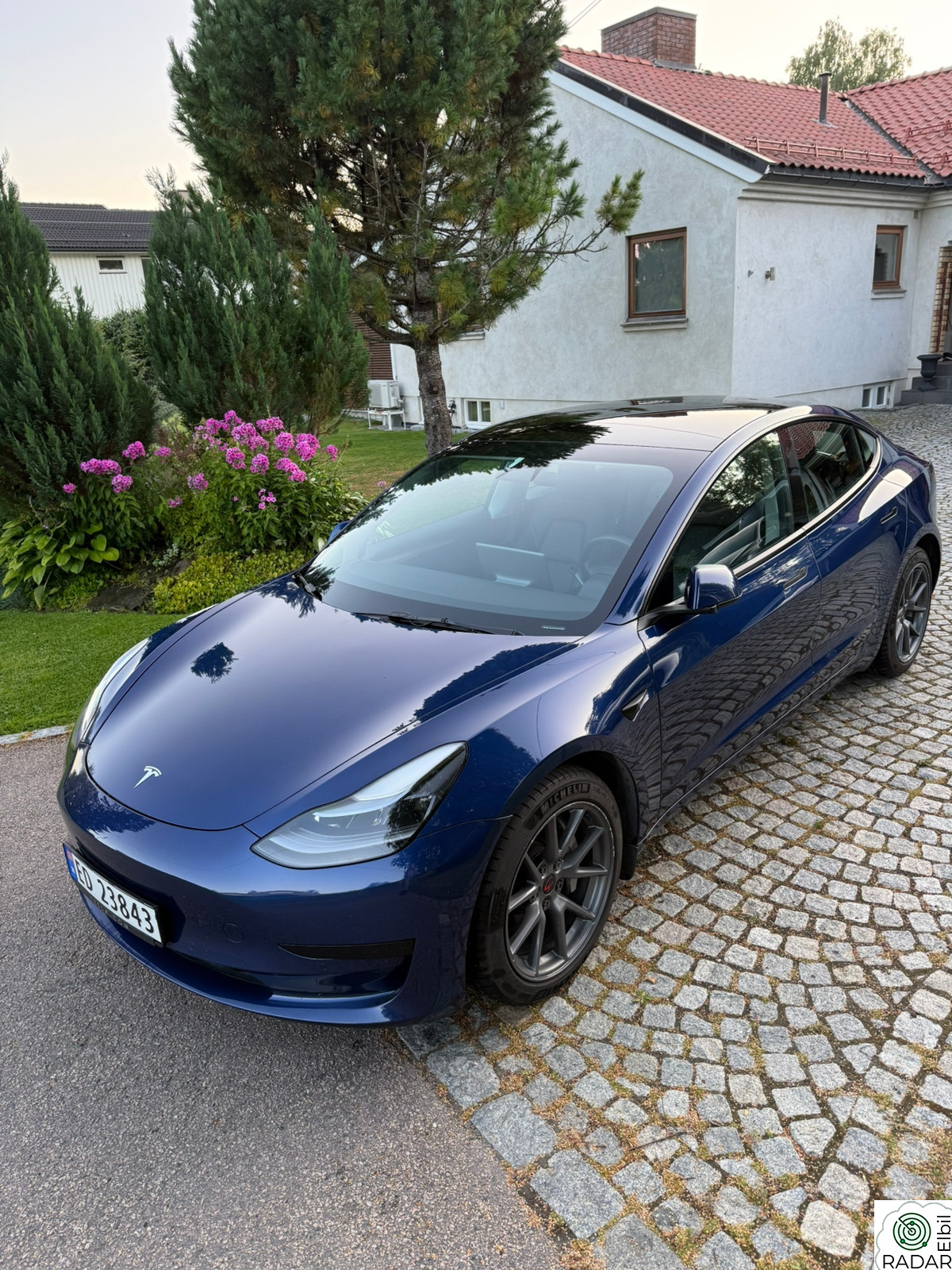TESLA Model 3 Standard Range Plus RWD