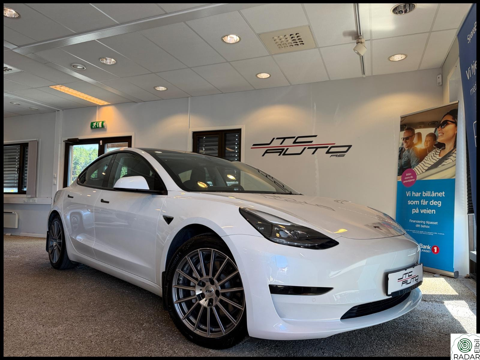 TESLA Model 3 SR / Plus / 1 eier / Facelift / 448 wltp