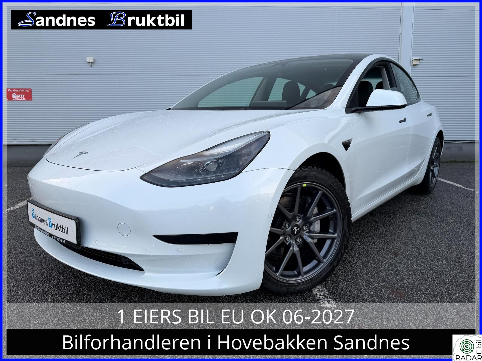 TESLA Model 3 SR KROK,KAMERA,PANO,NETFLIX,SPOTIFY,LED,NAVI,ELBAKLUKE