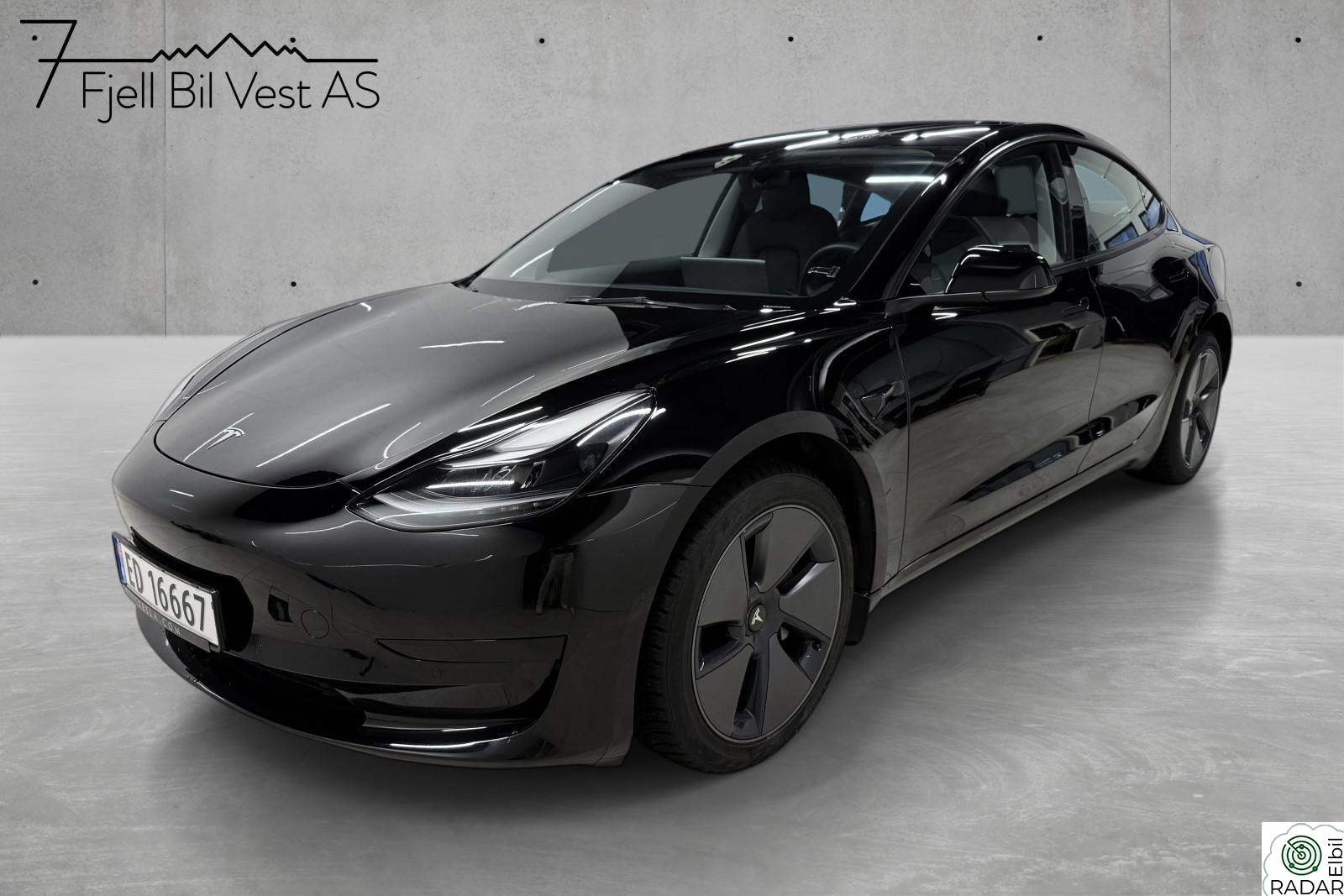 TESLA Model 3 RWD SR+ Autopilot V.Pumpe Pano Krok 18+18 Garanti