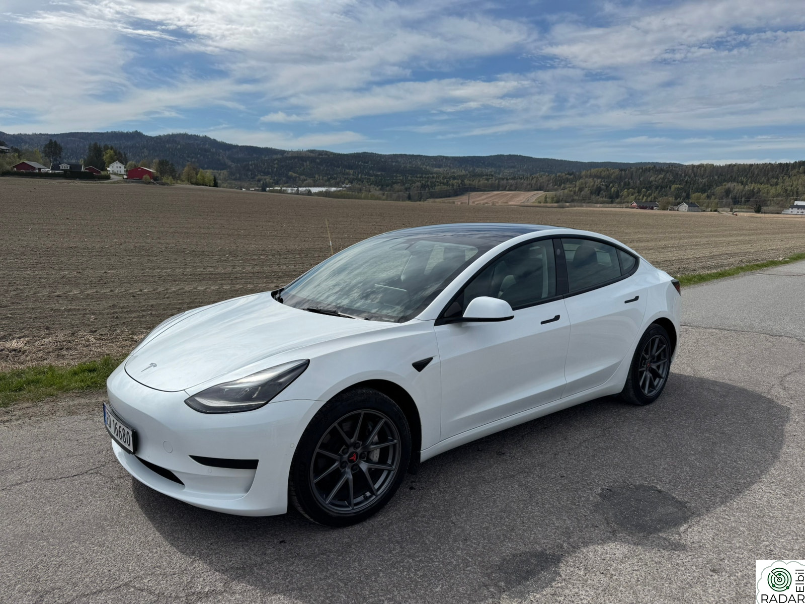 TESLA Model 3 Standard Range Plus RWD