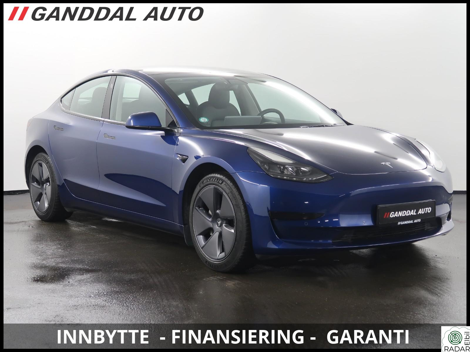 TESLA Model 3 + / KAMERA / SKINN / 448 WLTP / PANO