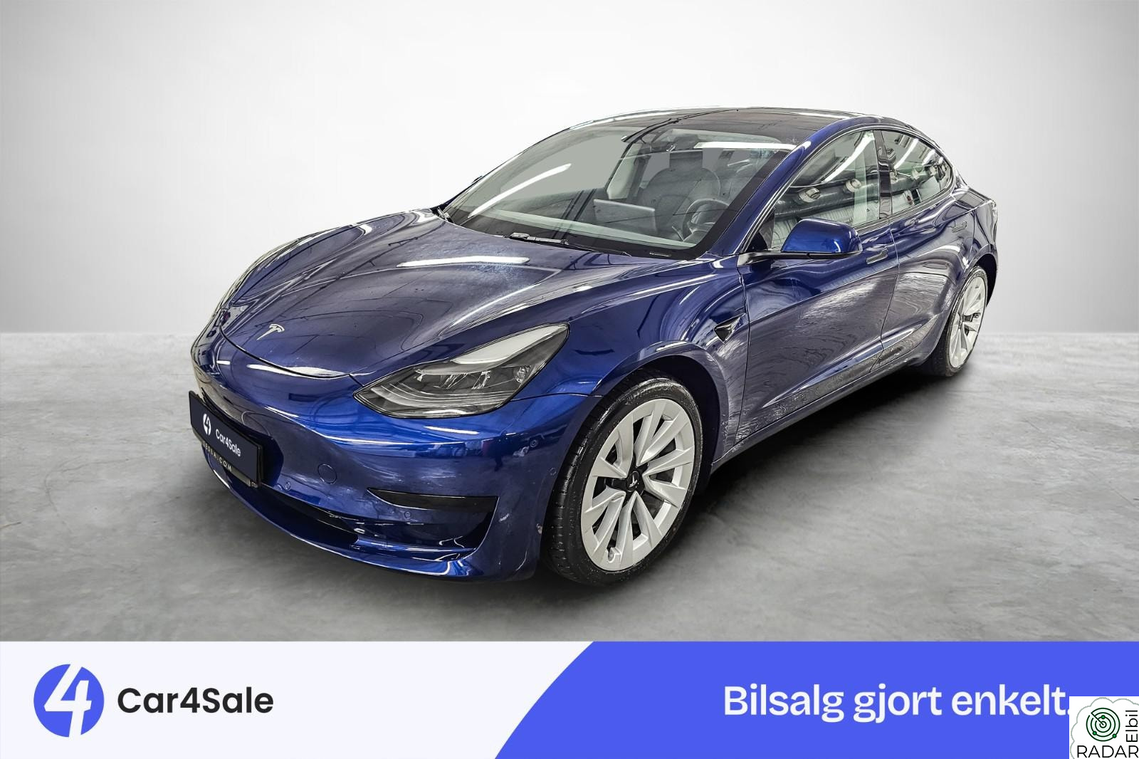 TESLA Model 3 SR 448km / Autopilot / Varmepumpe / 19"S+18"V / EU27+++