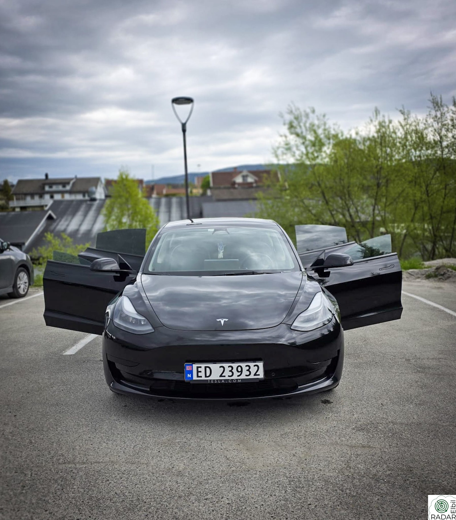 TESLA Model 3 Standard Range Plus RWD