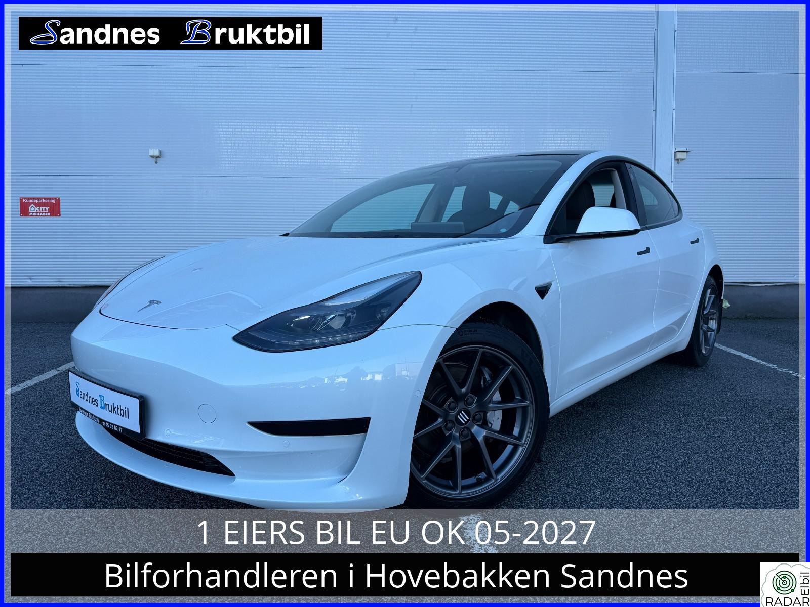 TESLA Model 3 SR KROK,KAMERA,PANO,NETFLIX,SPOTIFY,LED,NAVI,ELBAKLUKE