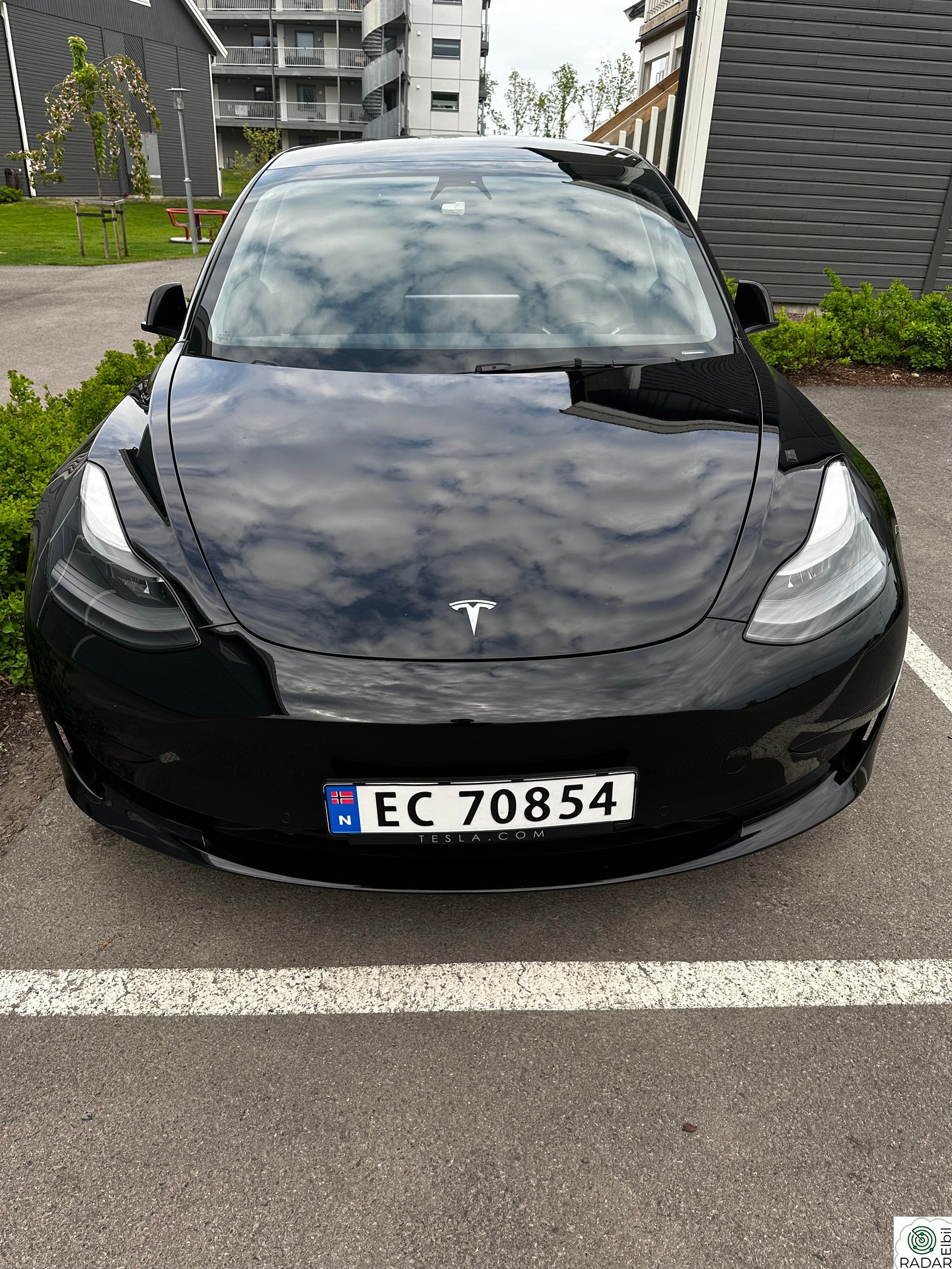 TESLA Model 3 Standard Range Plus SR + RWD