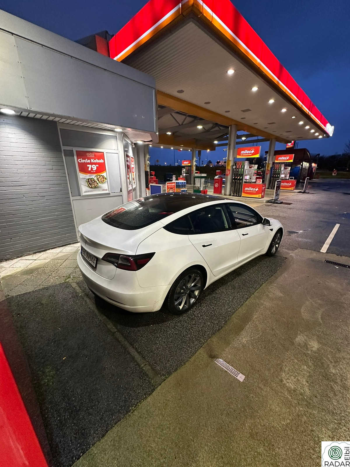 TESLA Model 3 Standard Range Plus RWD