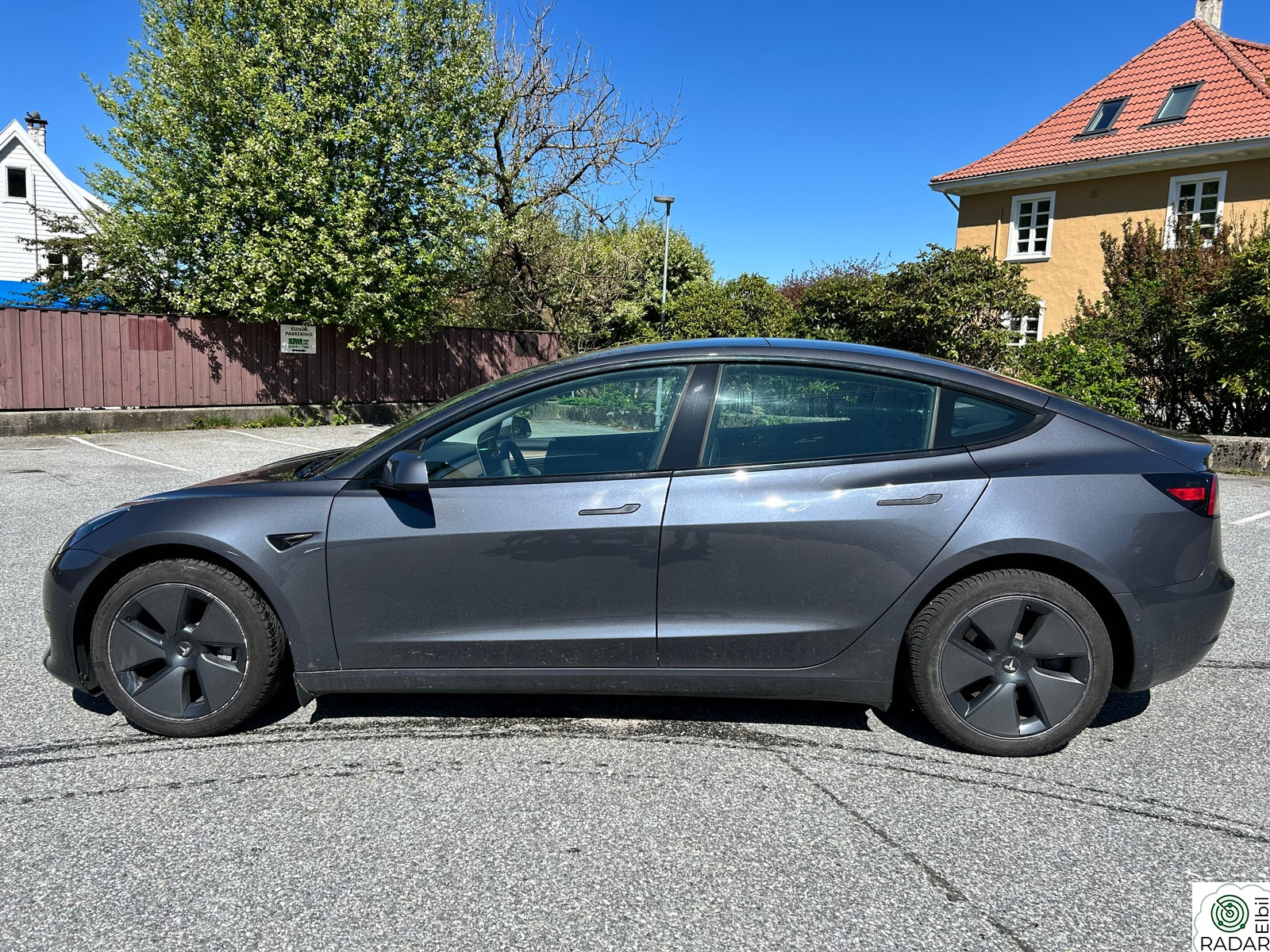 TESLA Model 3 Standard Range Plus RWD