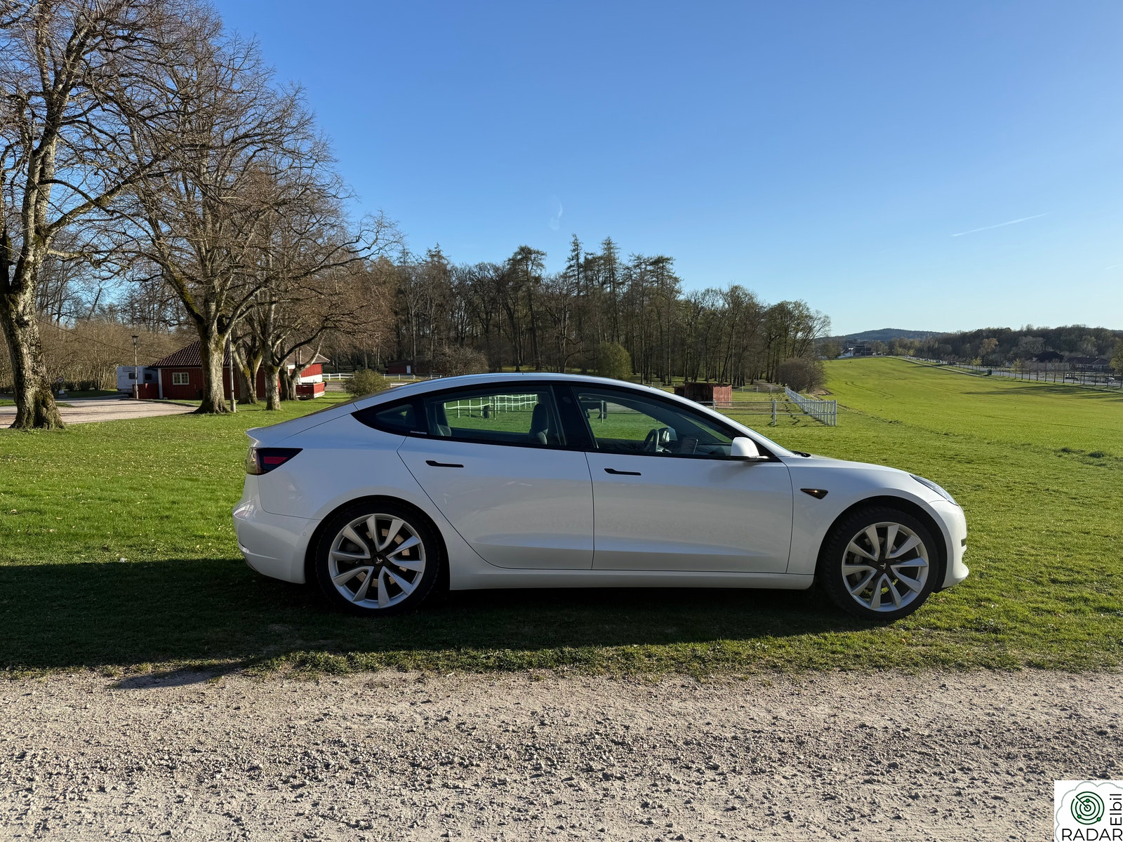 TESLA Model 3 SR+/ 1 eier/ EU OK/ Garanti/ Hengerfeste