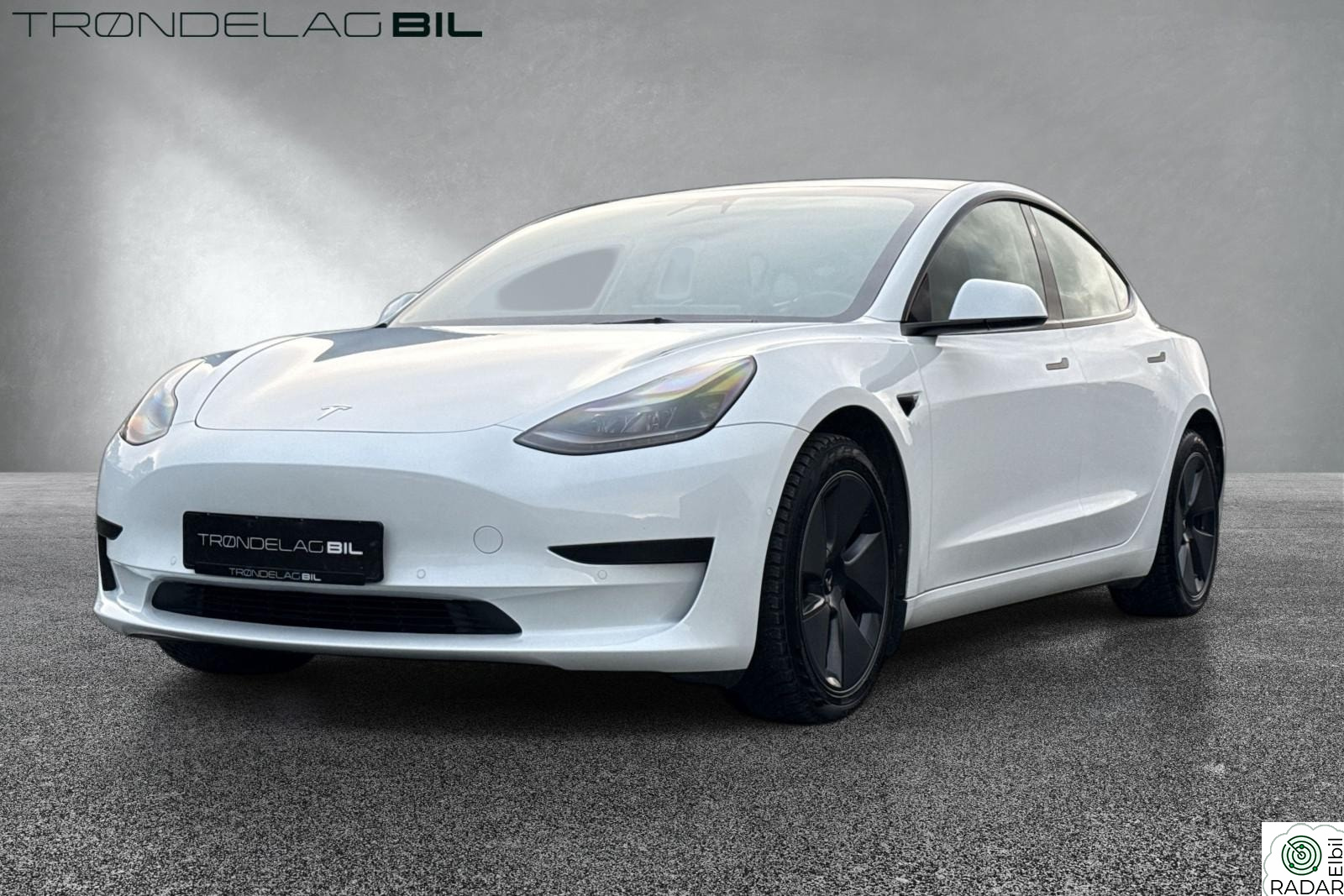 TESLA Model 3 STANDARD RANGE PLUS RWD*SKINN*kr. 2.490,- per mnd!