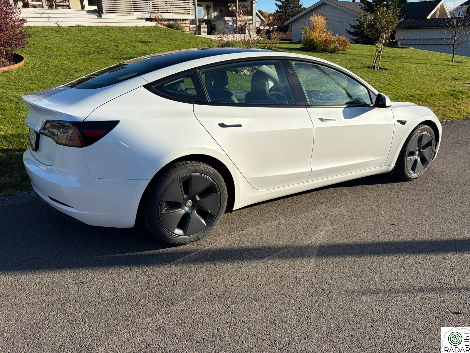 TESLA Model 3 Standard Range Plus RWD