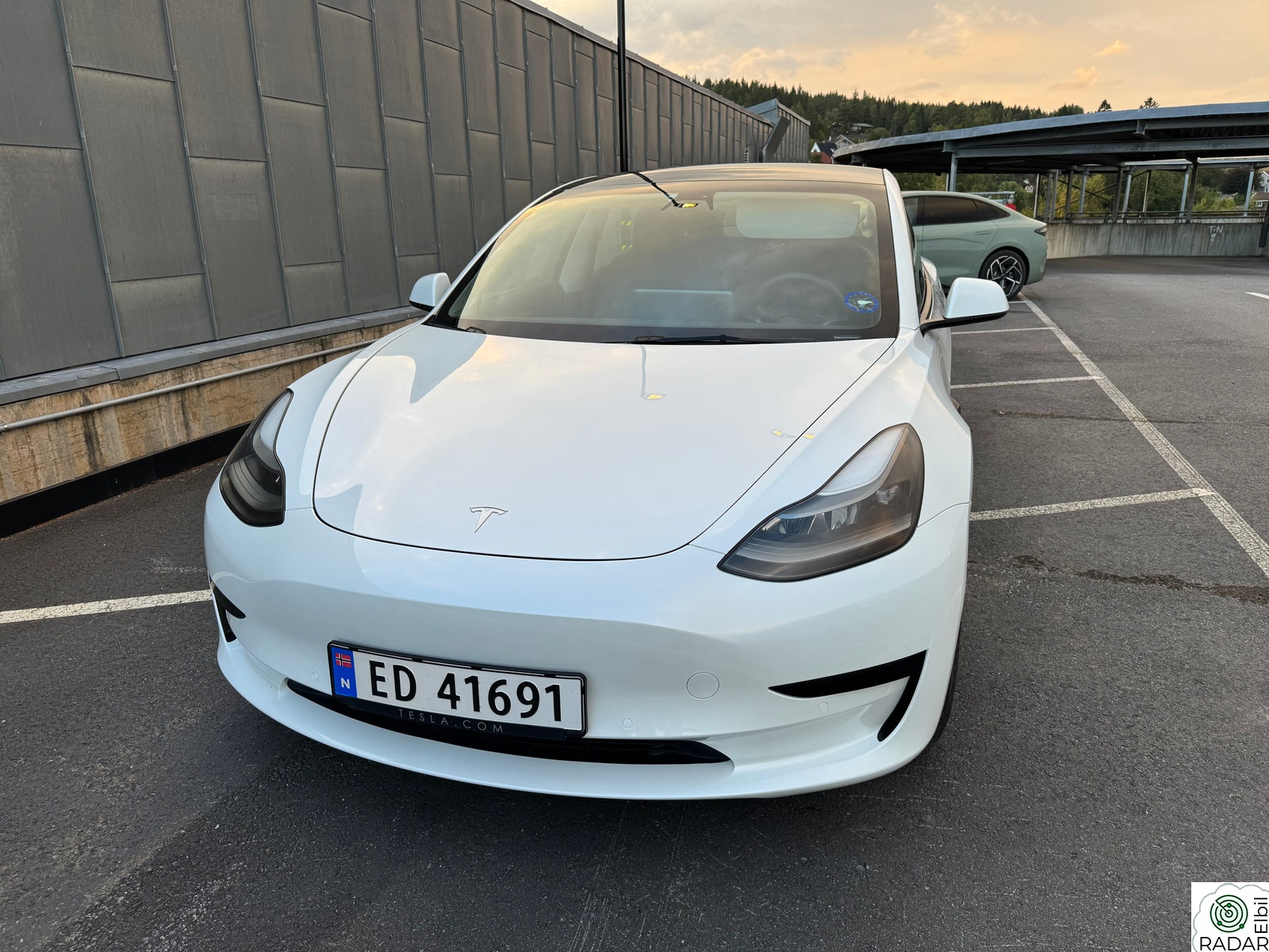TESLA Model 3 Standard Range Plus RWD