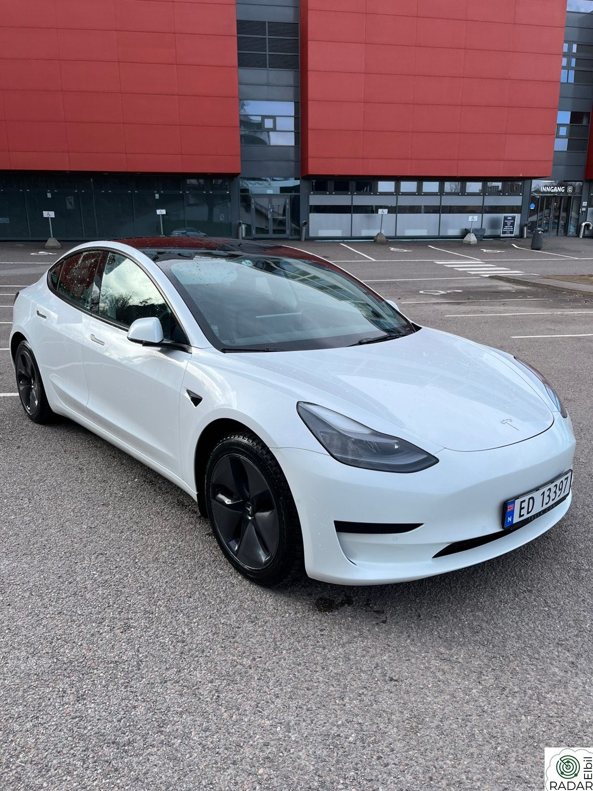 TESLA Model 3 Standard Range Plus RWD
