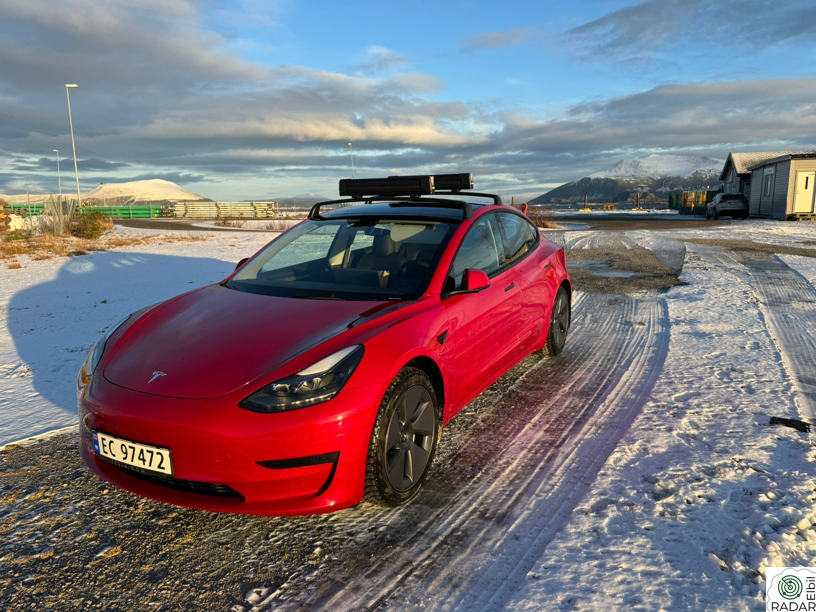 TESLA Model 3 Facelift/LFP/V.pumpe/Krok/Rattvarme/Enchanced Autopilot