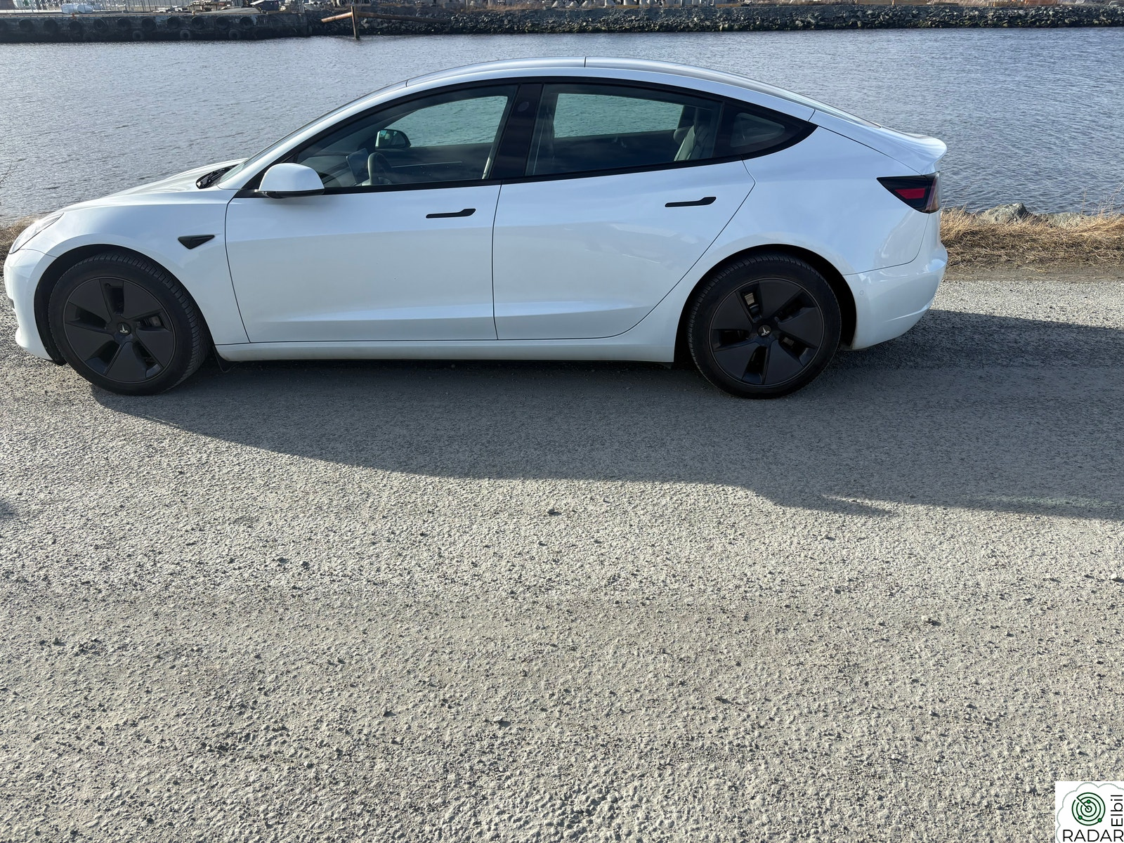 TESLA Model 3 Standard Range Plus RWD