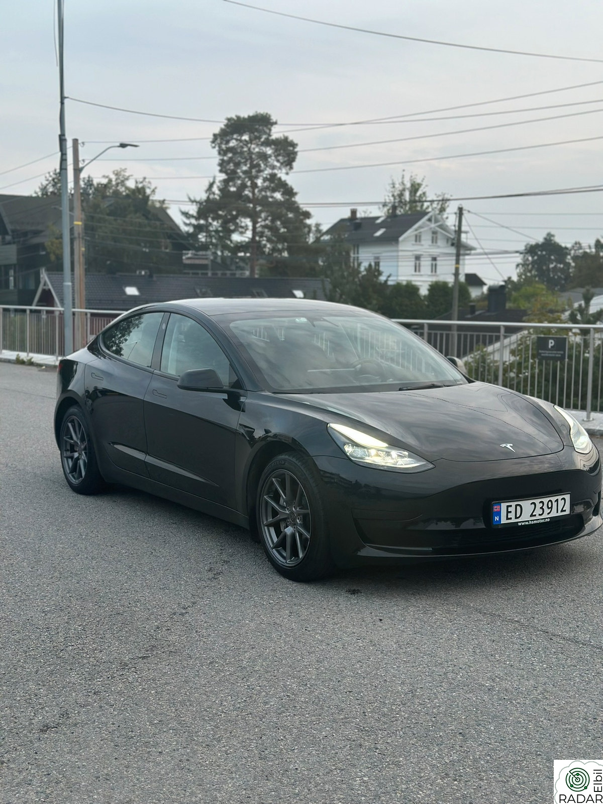 TESLA Model 3 448km/SR+/Varmepumpe/Skinn/Panorama/ACC